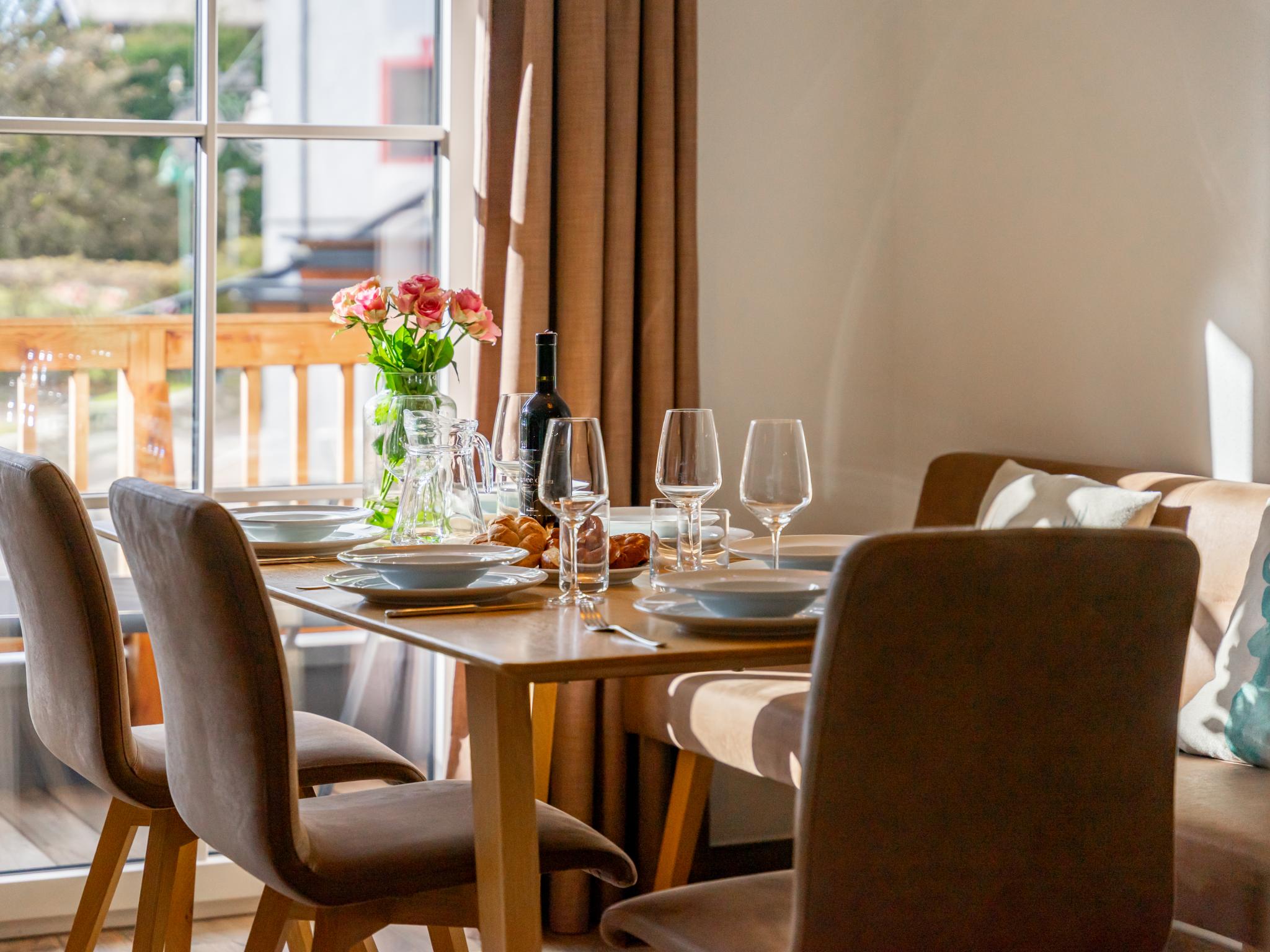 Bathroom facilities at Tauern Suites Mitterwirt TOP 212 in Piesendorf