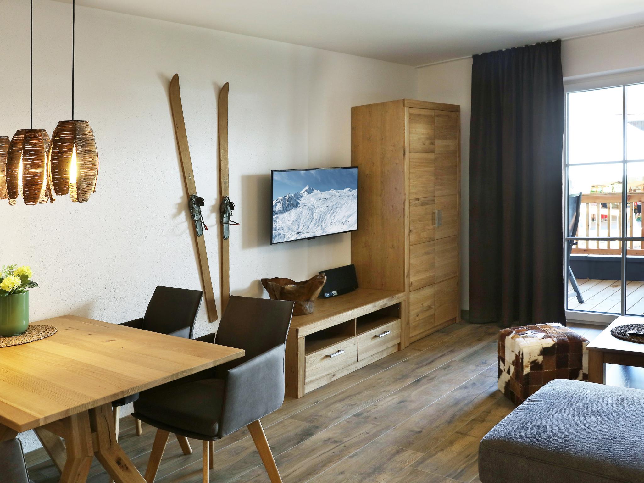 Bedroom with comfortable beds at Tauern Suites Mitterwirt TOP 213 in Piesendorf