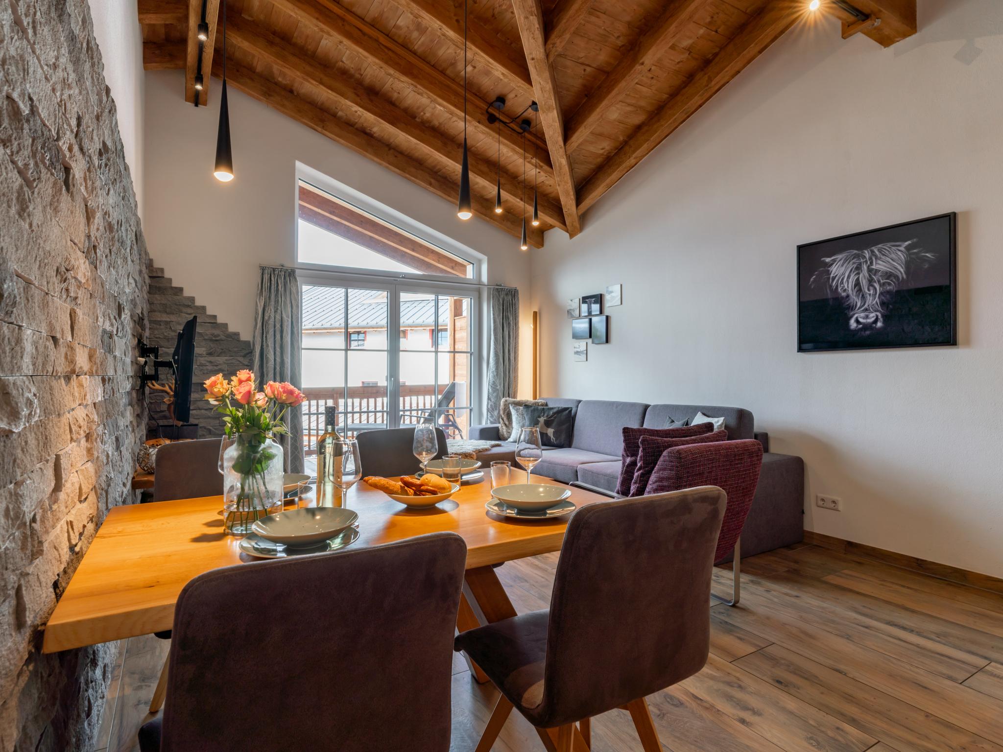 Bedroom with comfortable beds at Tauern Suites Mitterwirt TOP 223 in Piesendorf