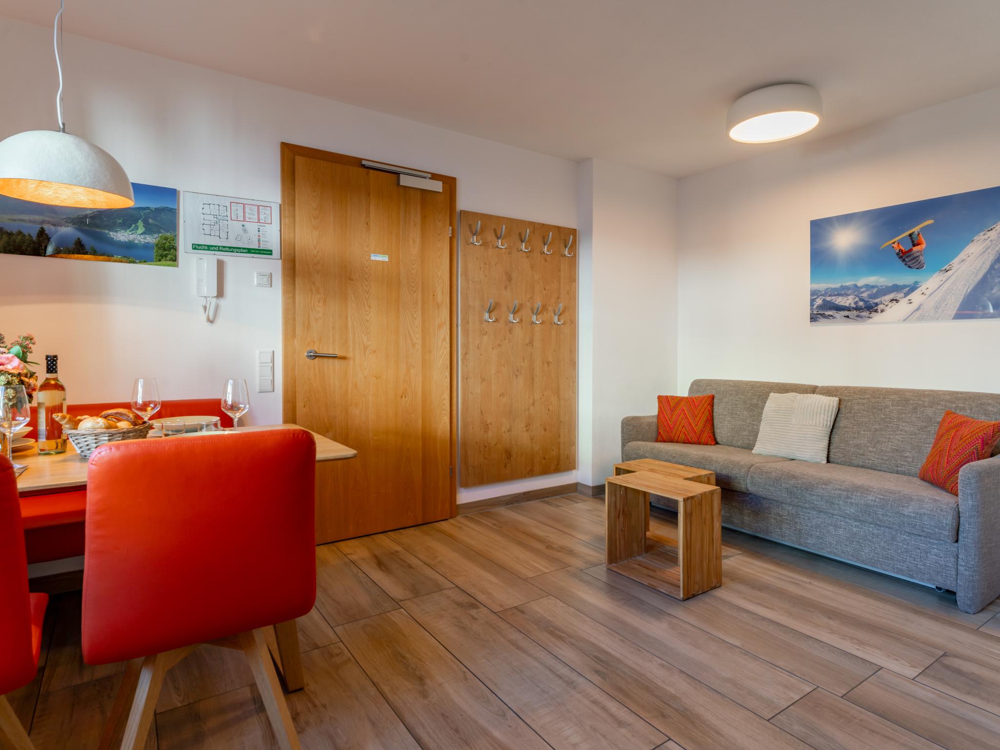 Bedroom with comfortable beds at Tauern Suites Mitterwirt TOP 315 in Piesendorf