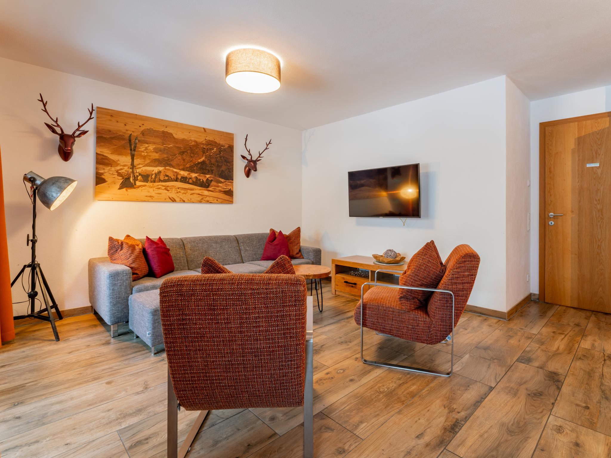 Swimming pool area at Tauern Suites Mitterwirt TOP 304 in Piesendorf