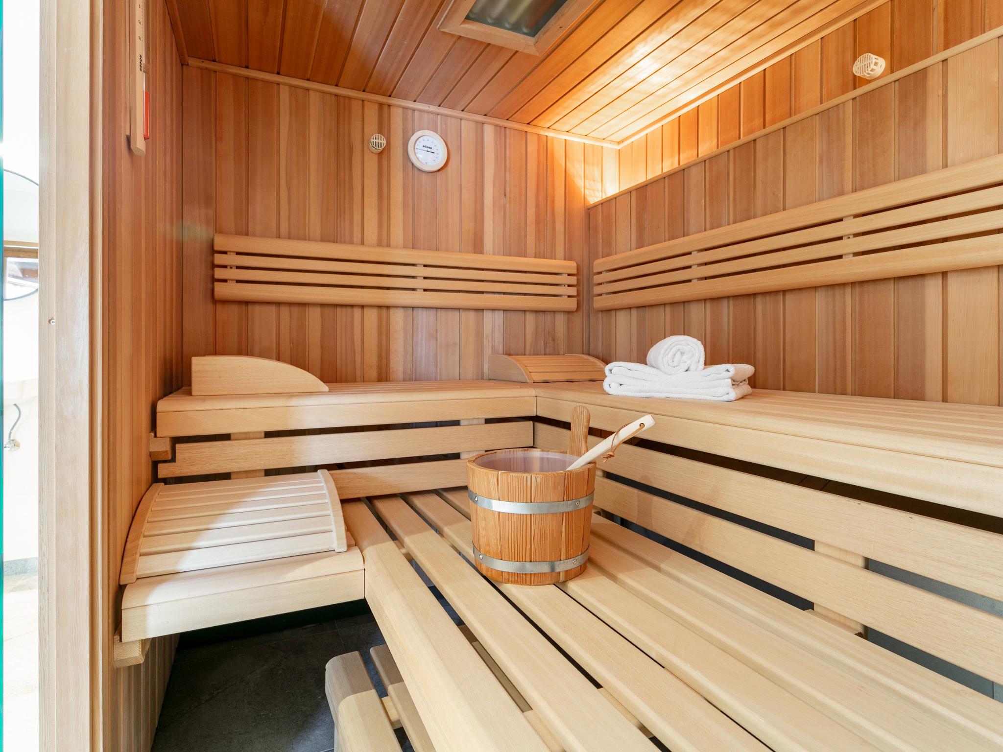 Modern kitchen at An der Ache XL in Kirchberg in Tirol