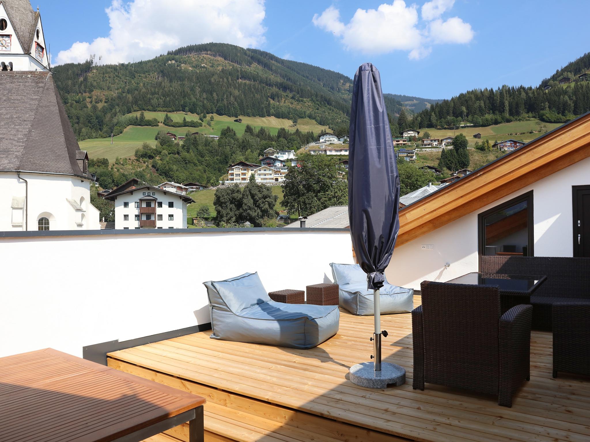 Living area at Tauern Suites Mitterwirt TOP 123 in Piesendorf