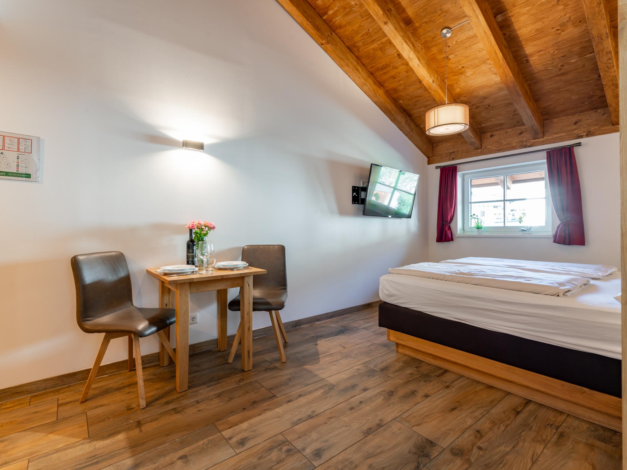 Swimming pool area at Tauern Suites Mitterwirt TOP 124 in Piesendorf