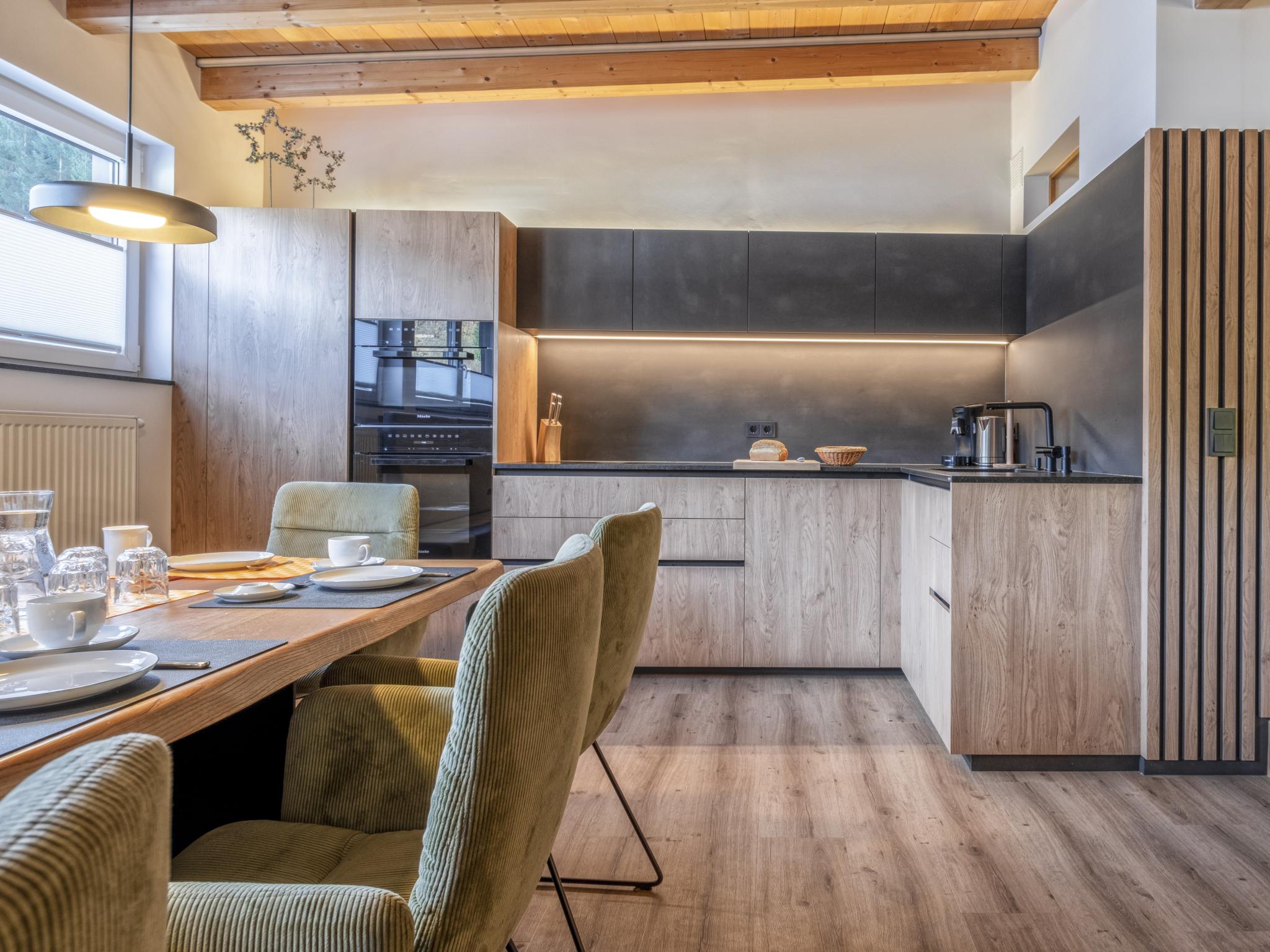 Modern kitchen at Perle in Saalbach-Hinterglemm