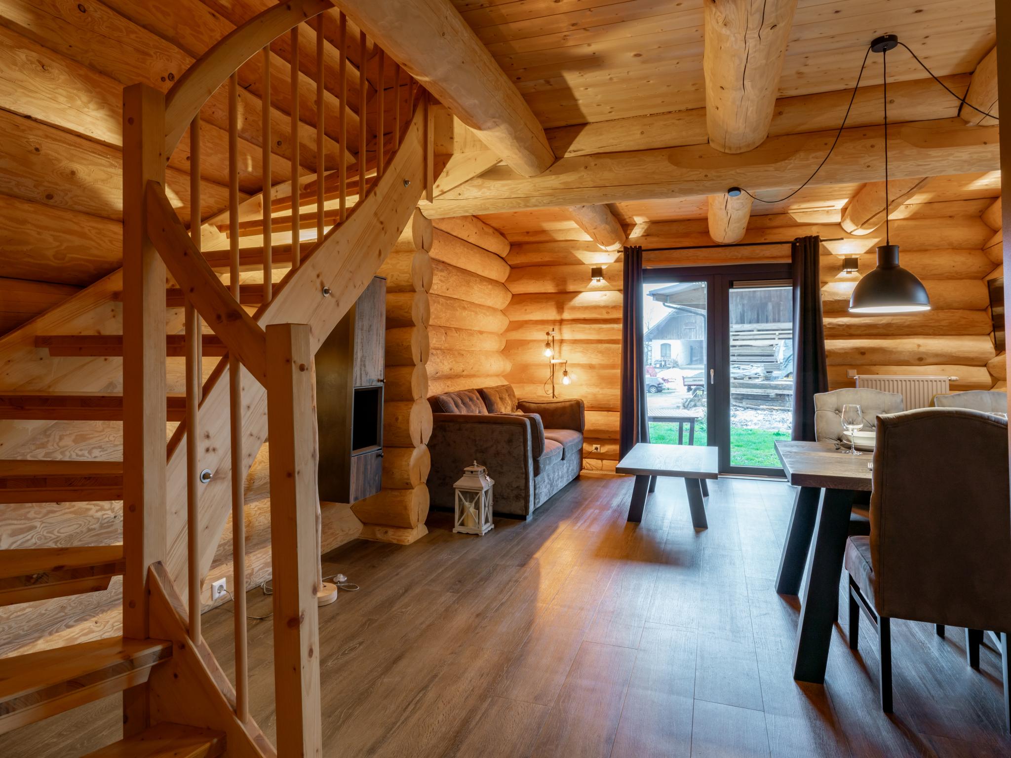 Living area at Jenig 2B in Jenig