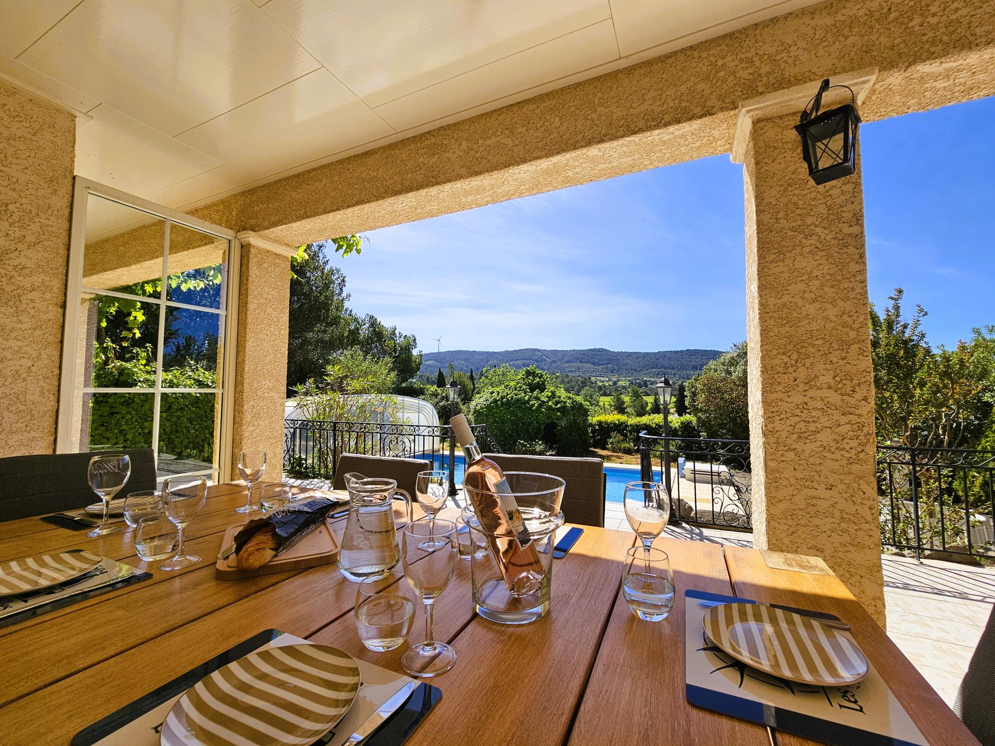 Modern kitchen at Les Hirondelles in Beaufort