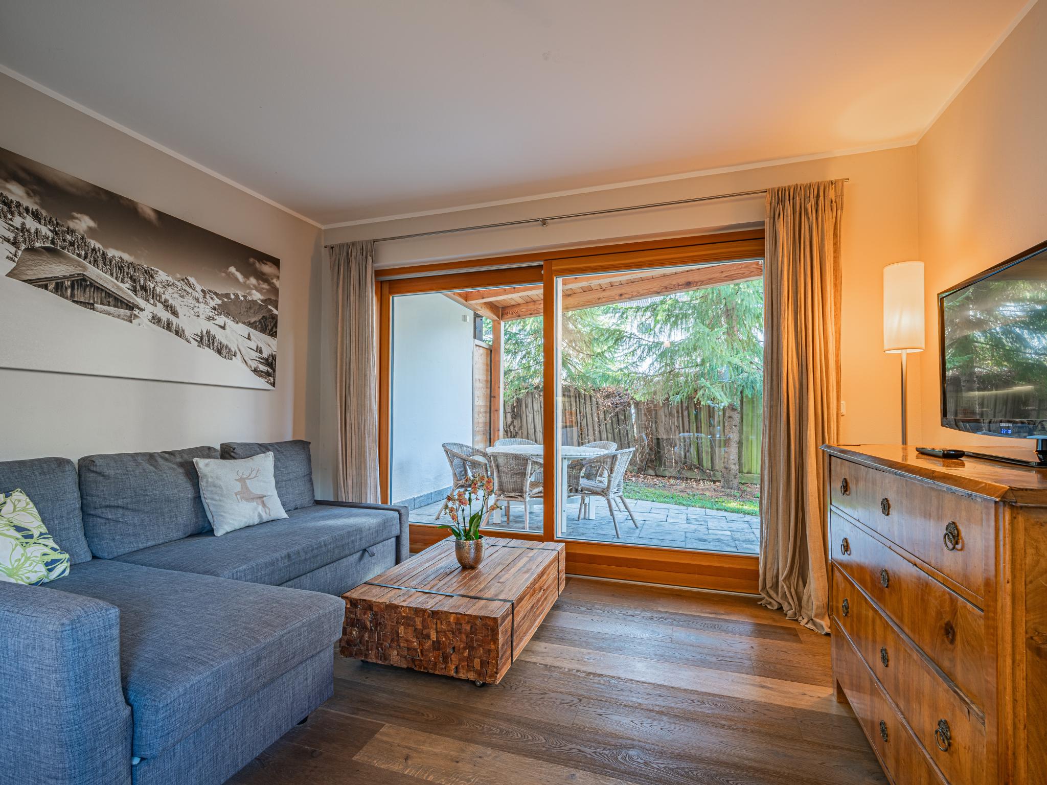 Swimming pool area at Kitz Apartments Top 6 in Kitzbühel