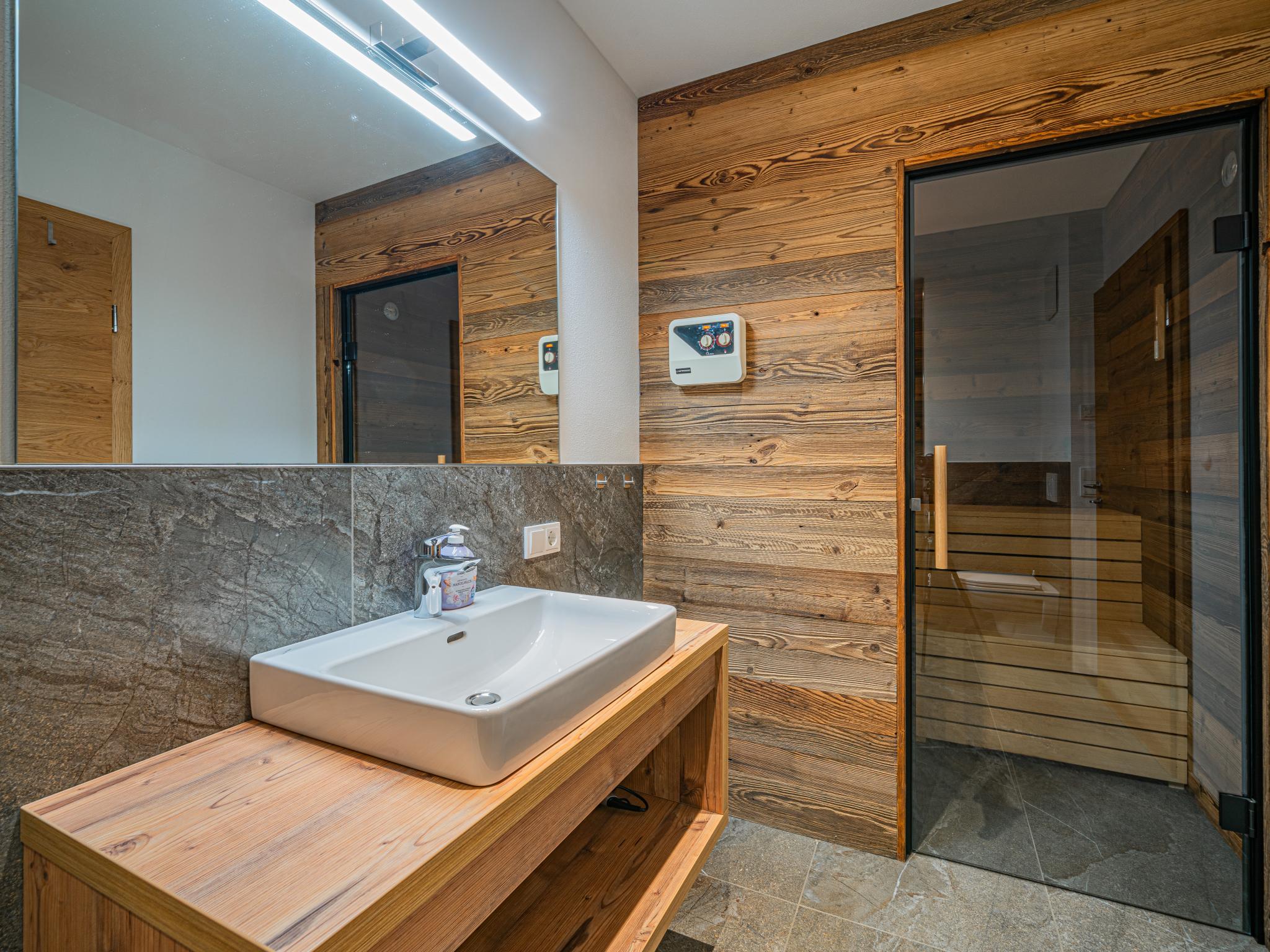 Living area at Hahnenkamm in Hollersbach im Pinzgau