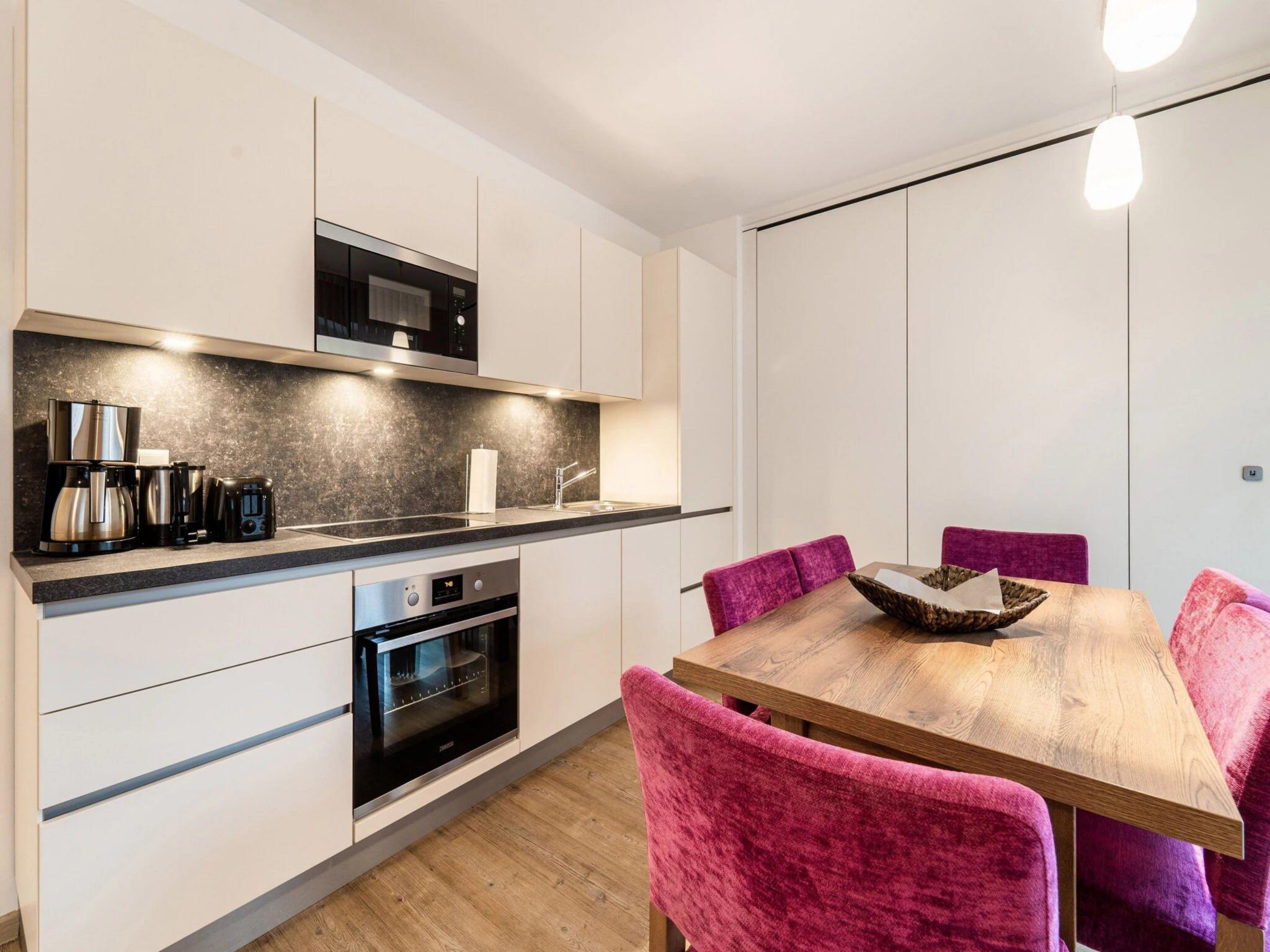 Modern kitchen at Il Sole in Bruck an der Großglocknerstraße