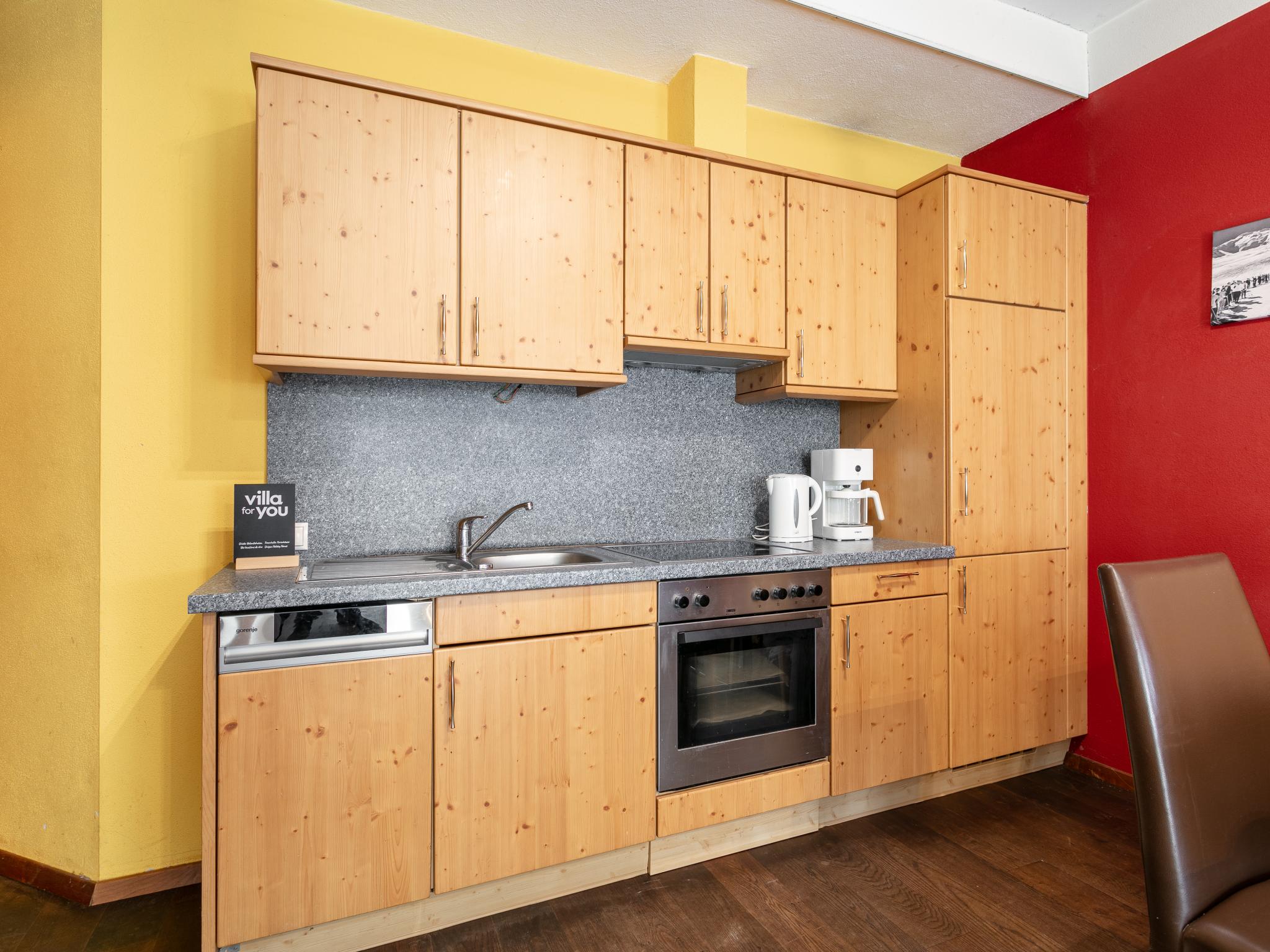 Modern kitchen at Schweizerhof Edelweiß in Huben