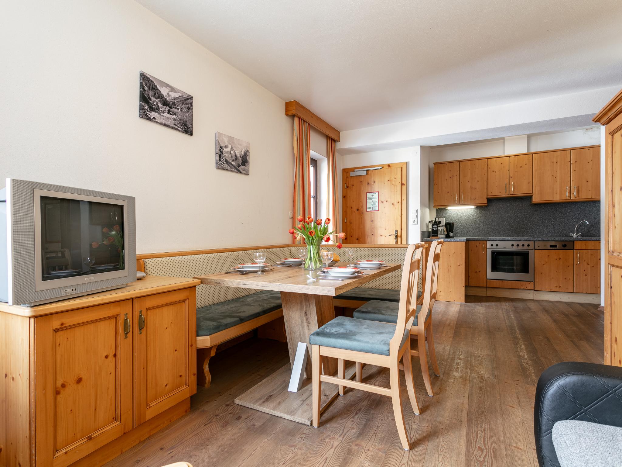 Bedroom with comfortable beds at Schweizerhof Malve in Huben