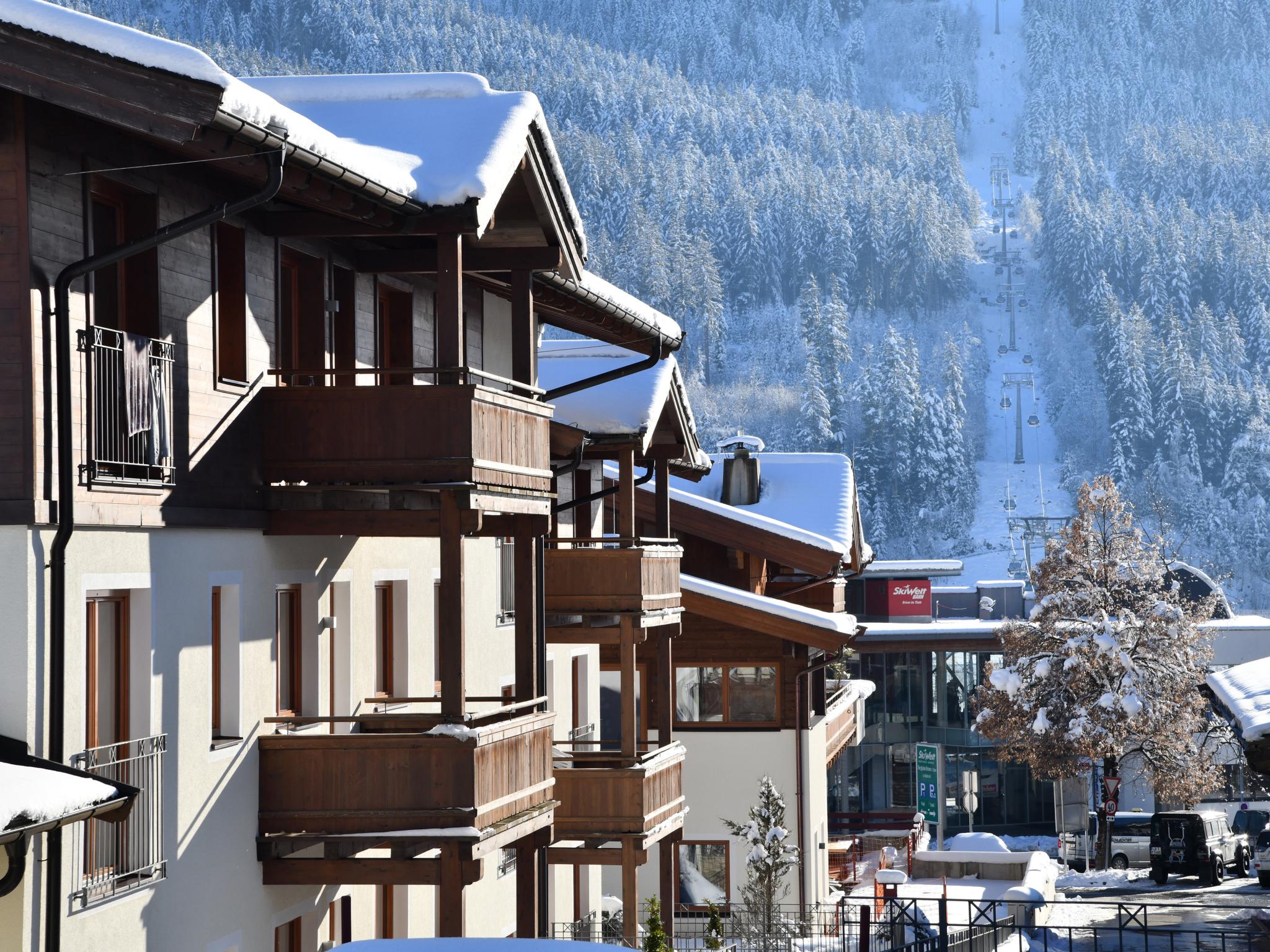 Next To The Ski Lift Top 3 und 4 Tirol