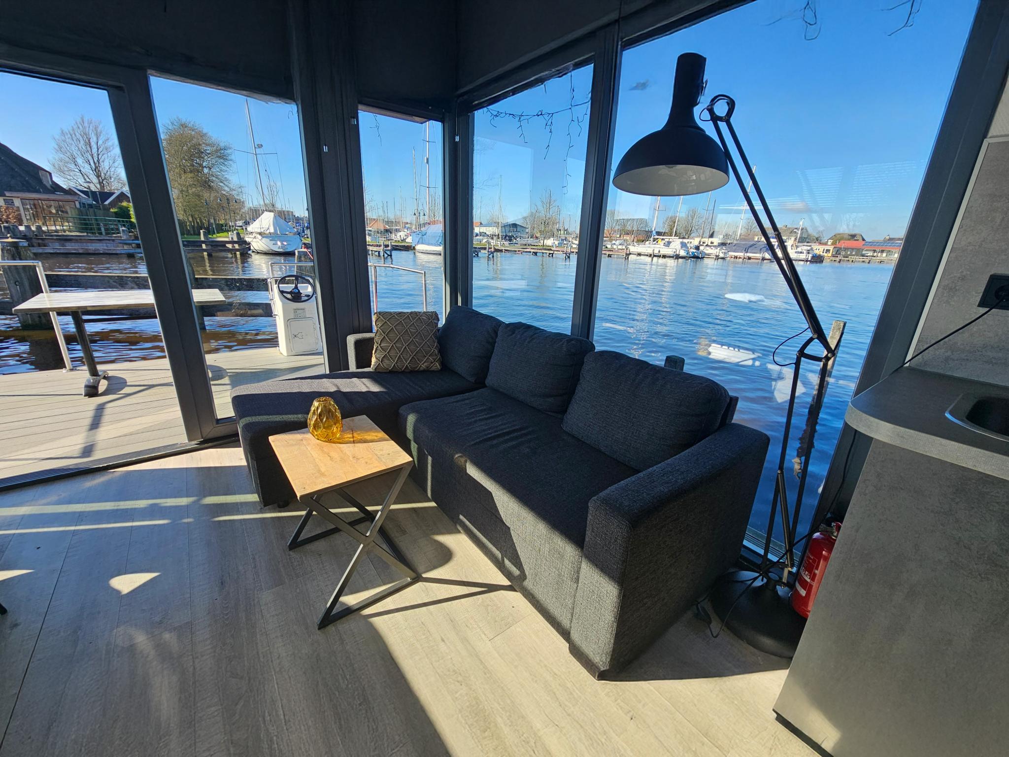 Bedroom with comfortable beds at Floating in Heeg in Heeg