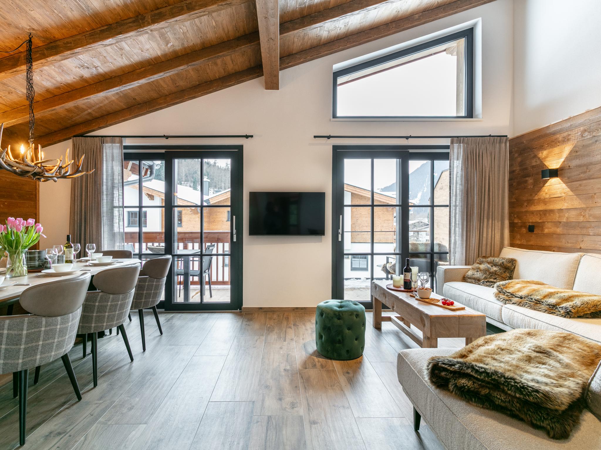 Bedroom with comfortable beds at Tauernlodge Eben A2 in Eben im Pongau