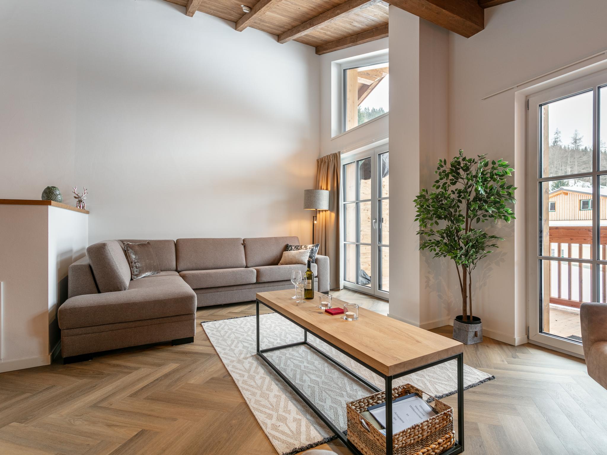 Swimming pool area at Tauernlodge Amadeiro Im Pongau in Eben im Pongau