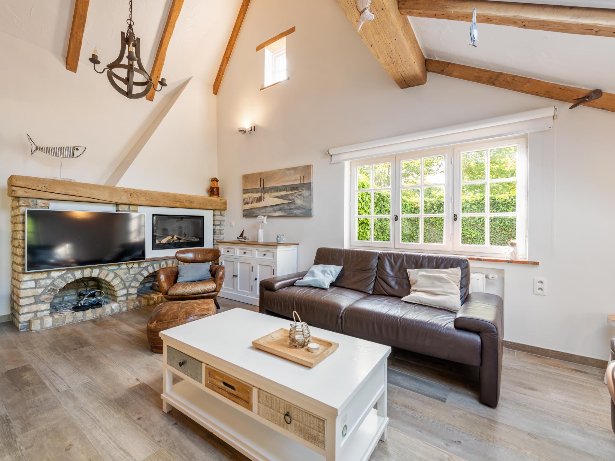 Bedroom with comfortable beds at Amber in Nieuwpoort