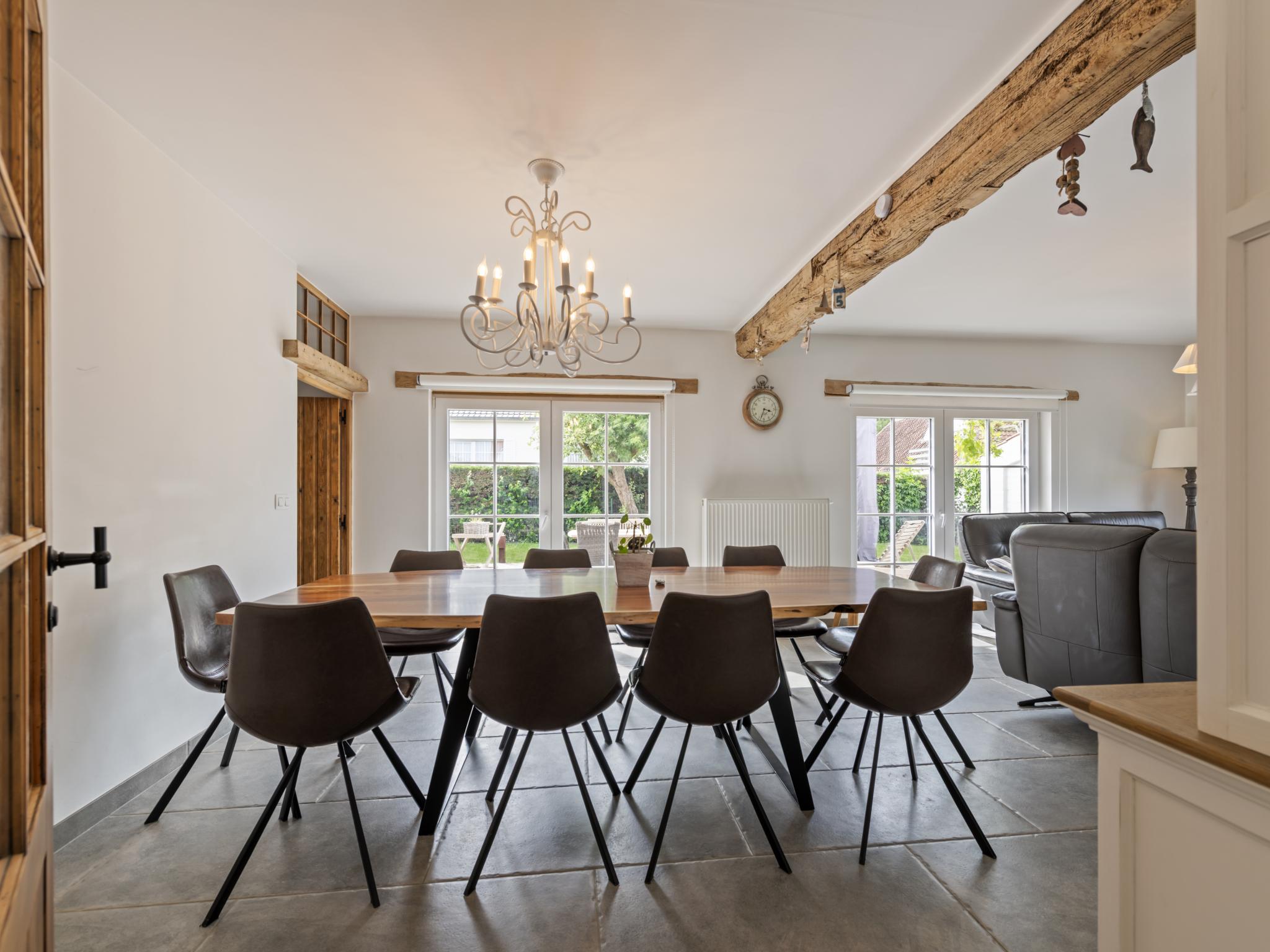 Modern kitchen at Niels in Nieuwpoort