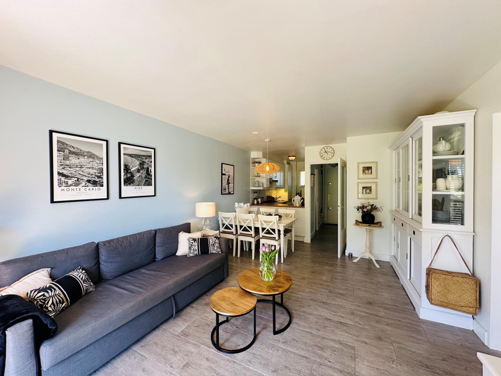 Bathroom facilities at Myrtales in Juan-les-Pins