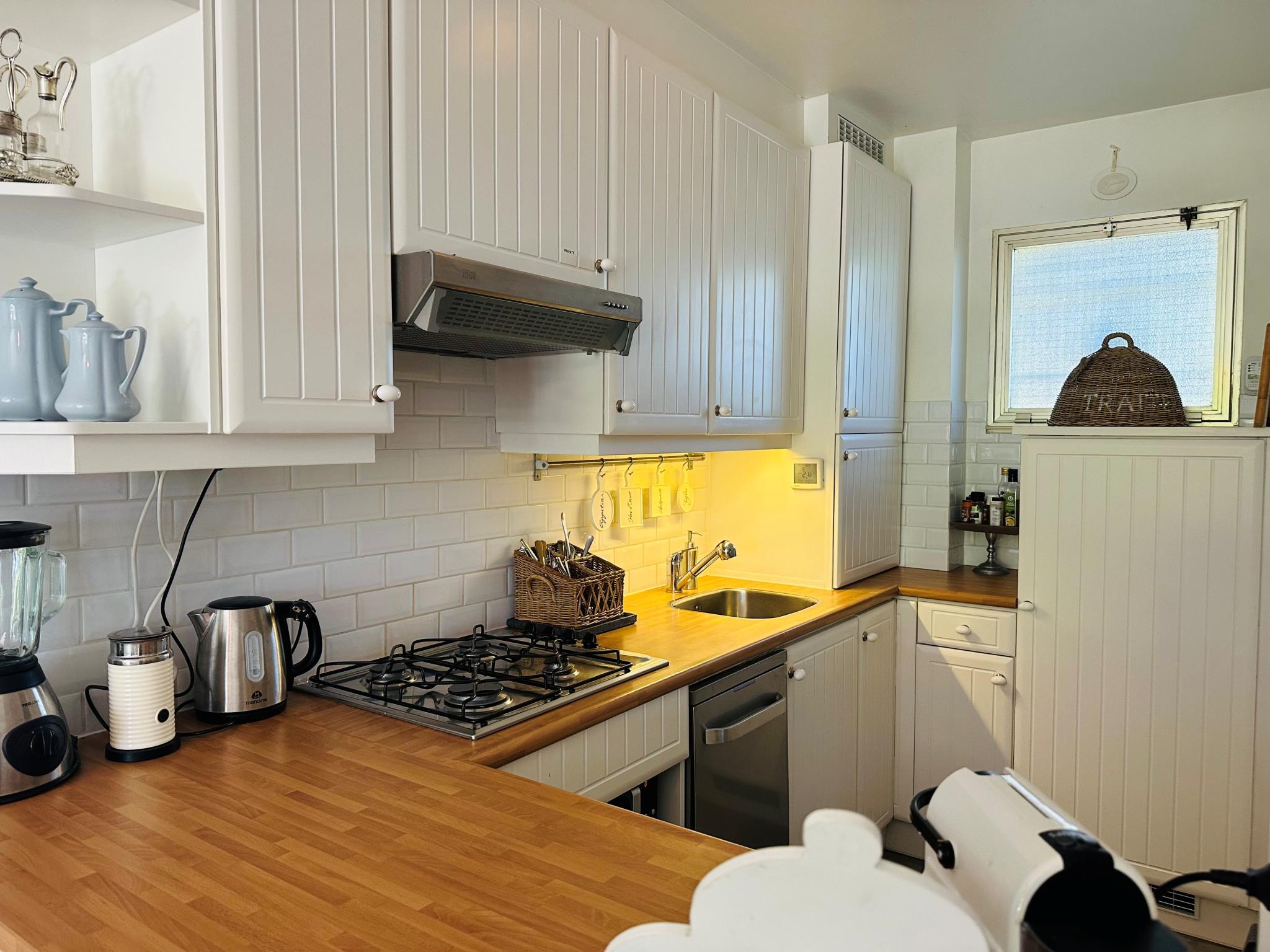 Swimming pool area at Myrtales in Juan-les-Pins