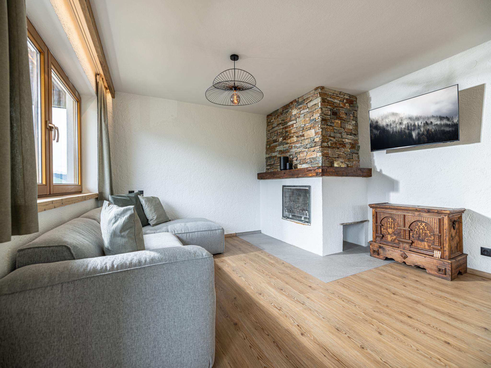 Living area at Tirola Chalet Alpbach in Alpbach