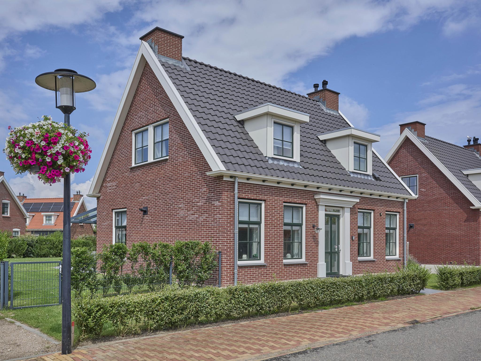 Living area at Sea Deluxe in Colijnsplaat