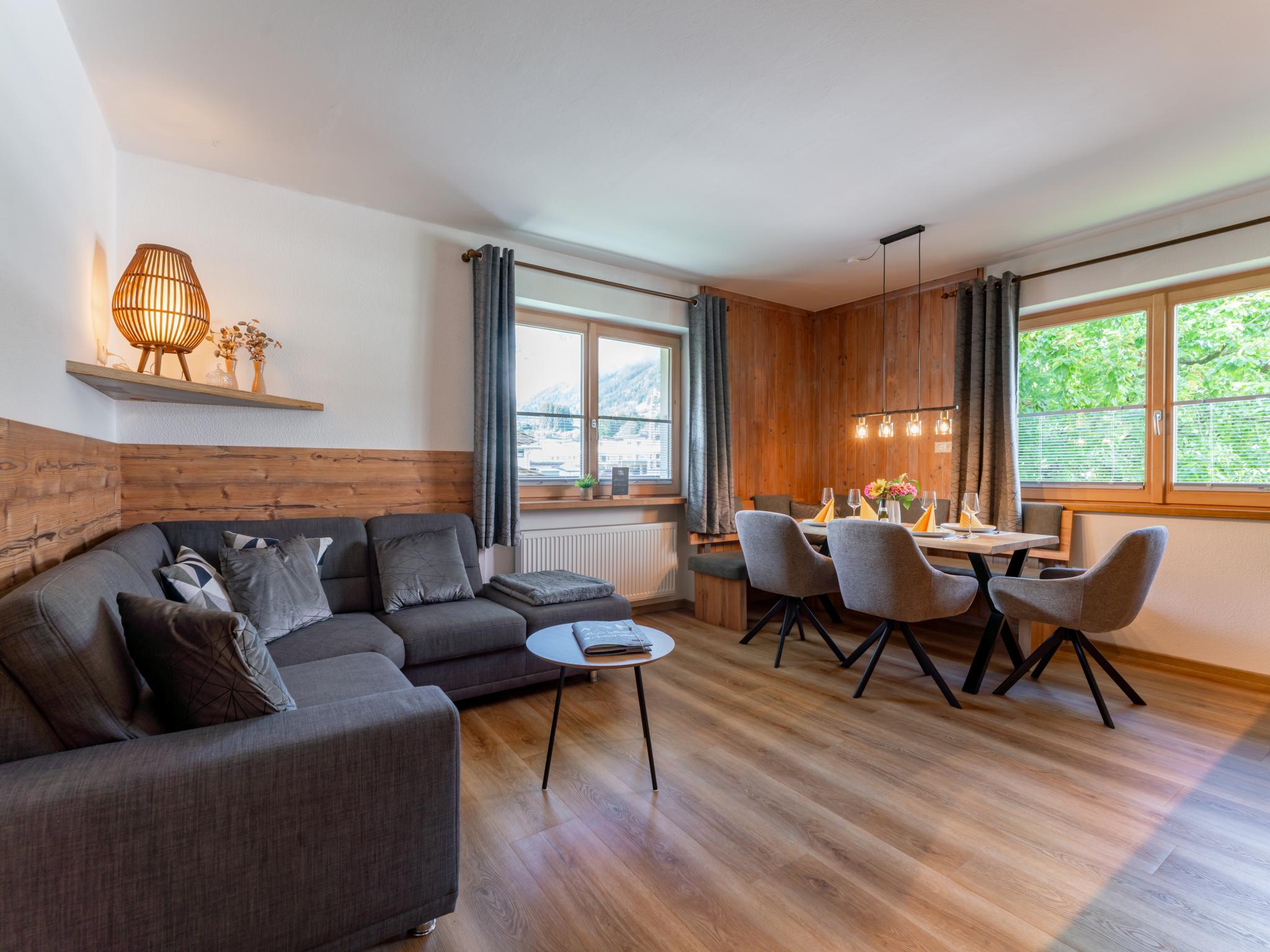 Modern kitchen at Pihapper in Mittersill