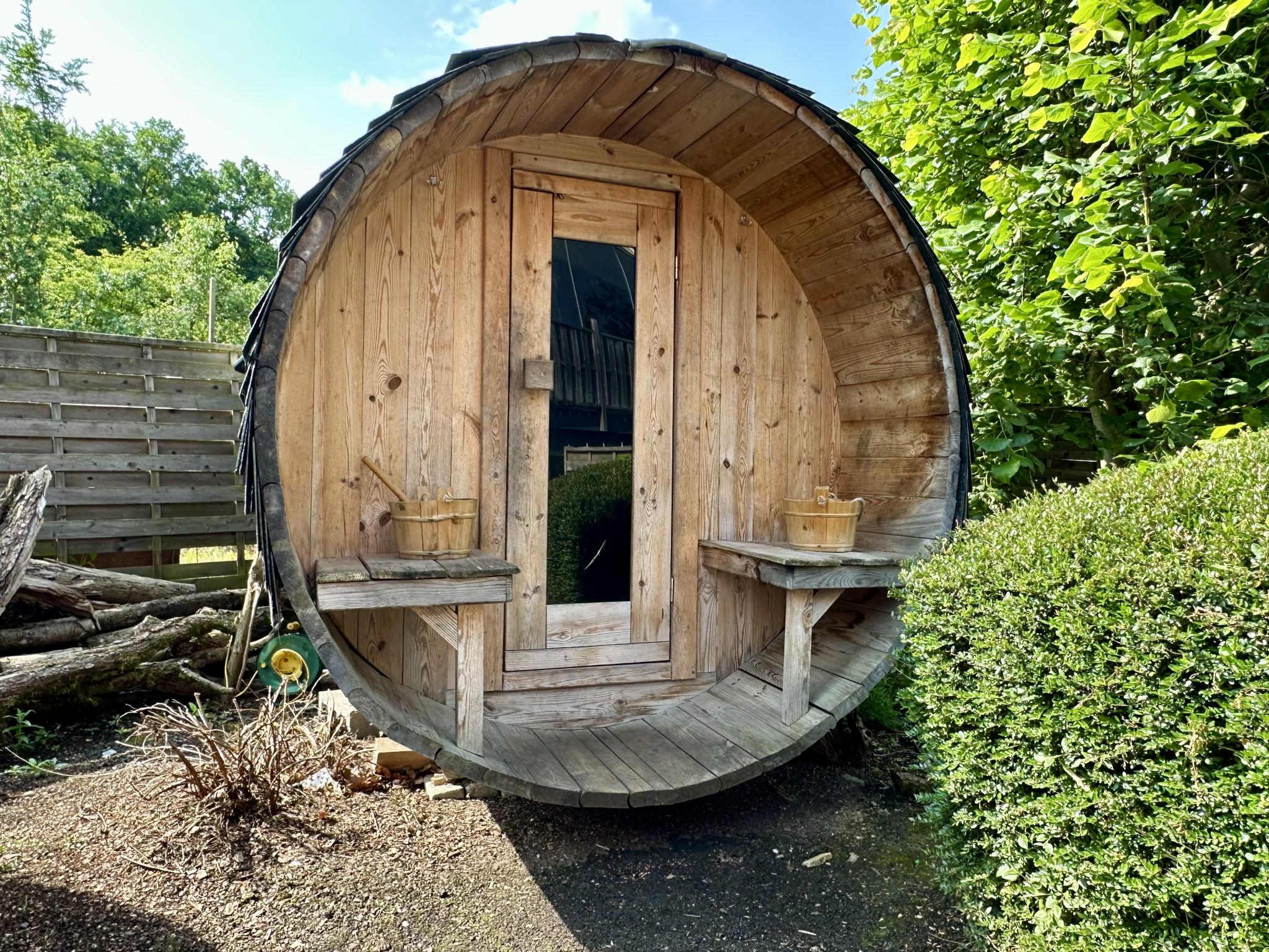 Bathroom facilities at Aux Berges du Lac in Jalhay