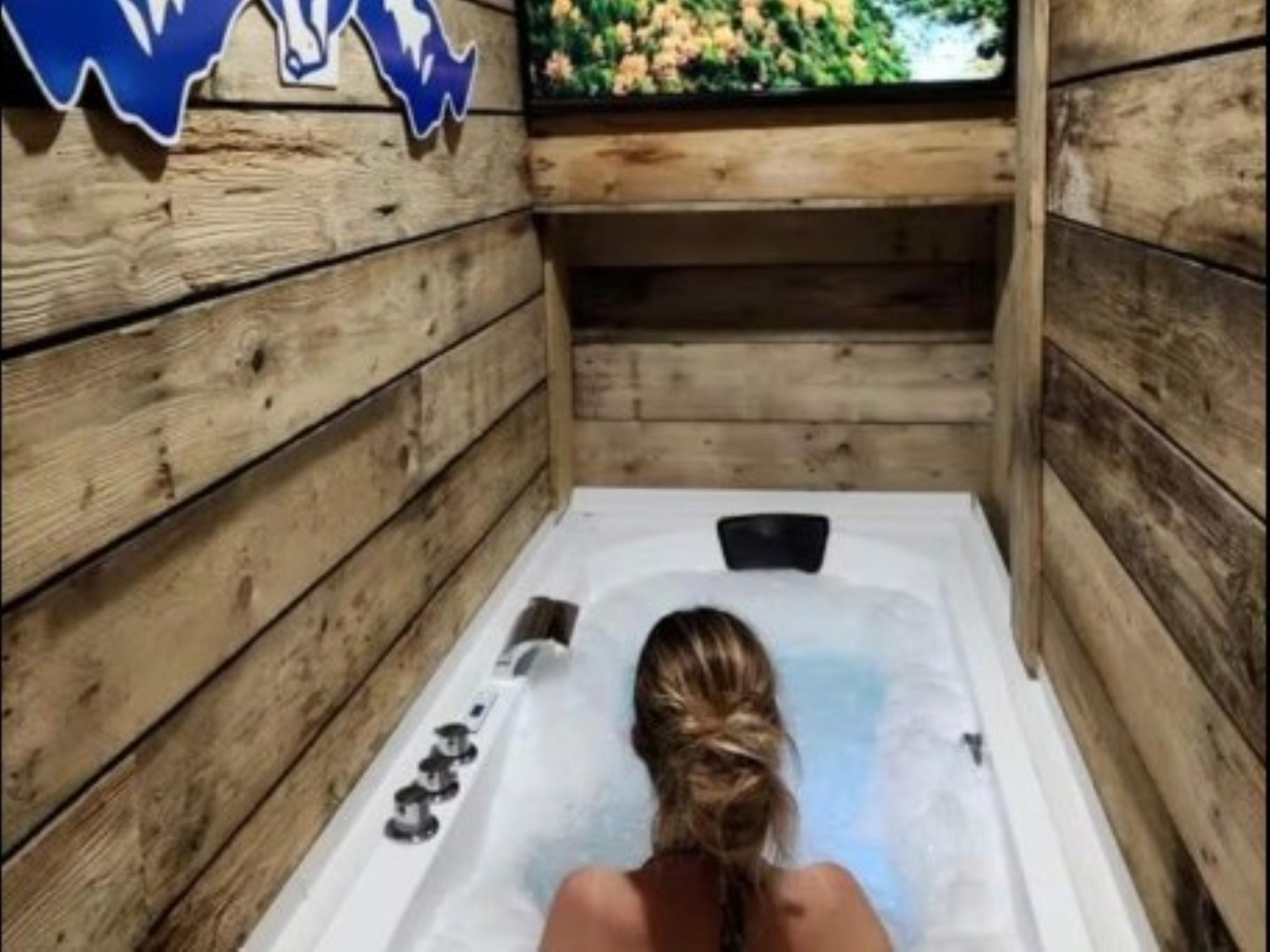 Modern kitchen at Le Cent Quarante in Spa