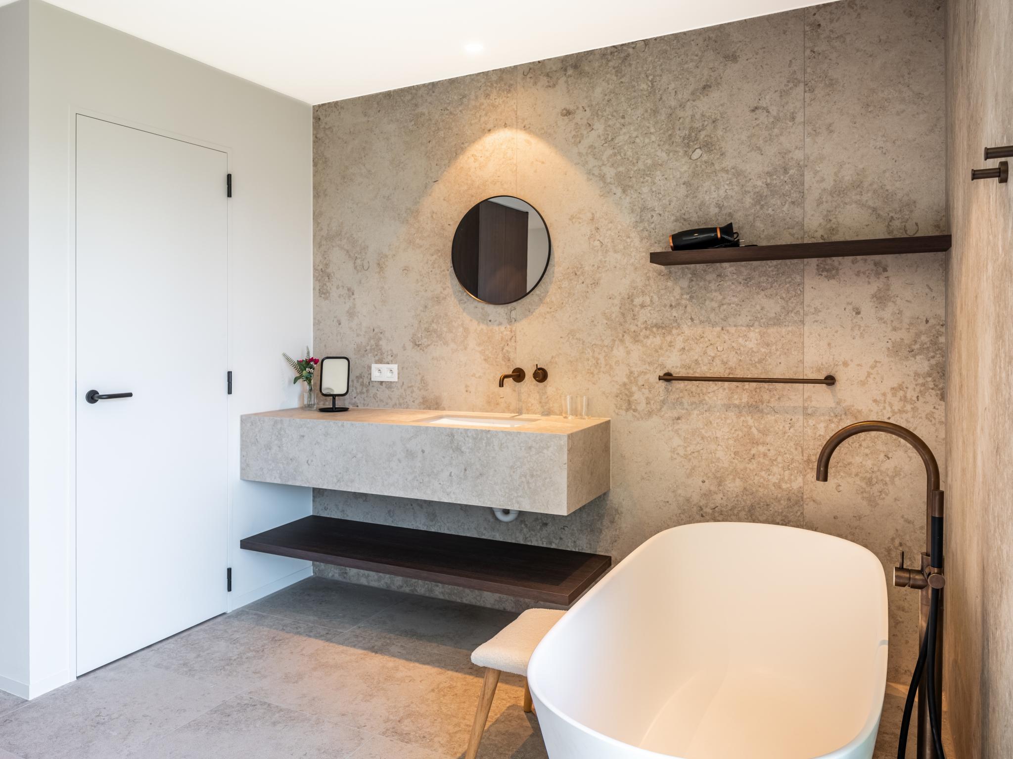 Bathroom facilities at St-Ides in Sint-Idesbald