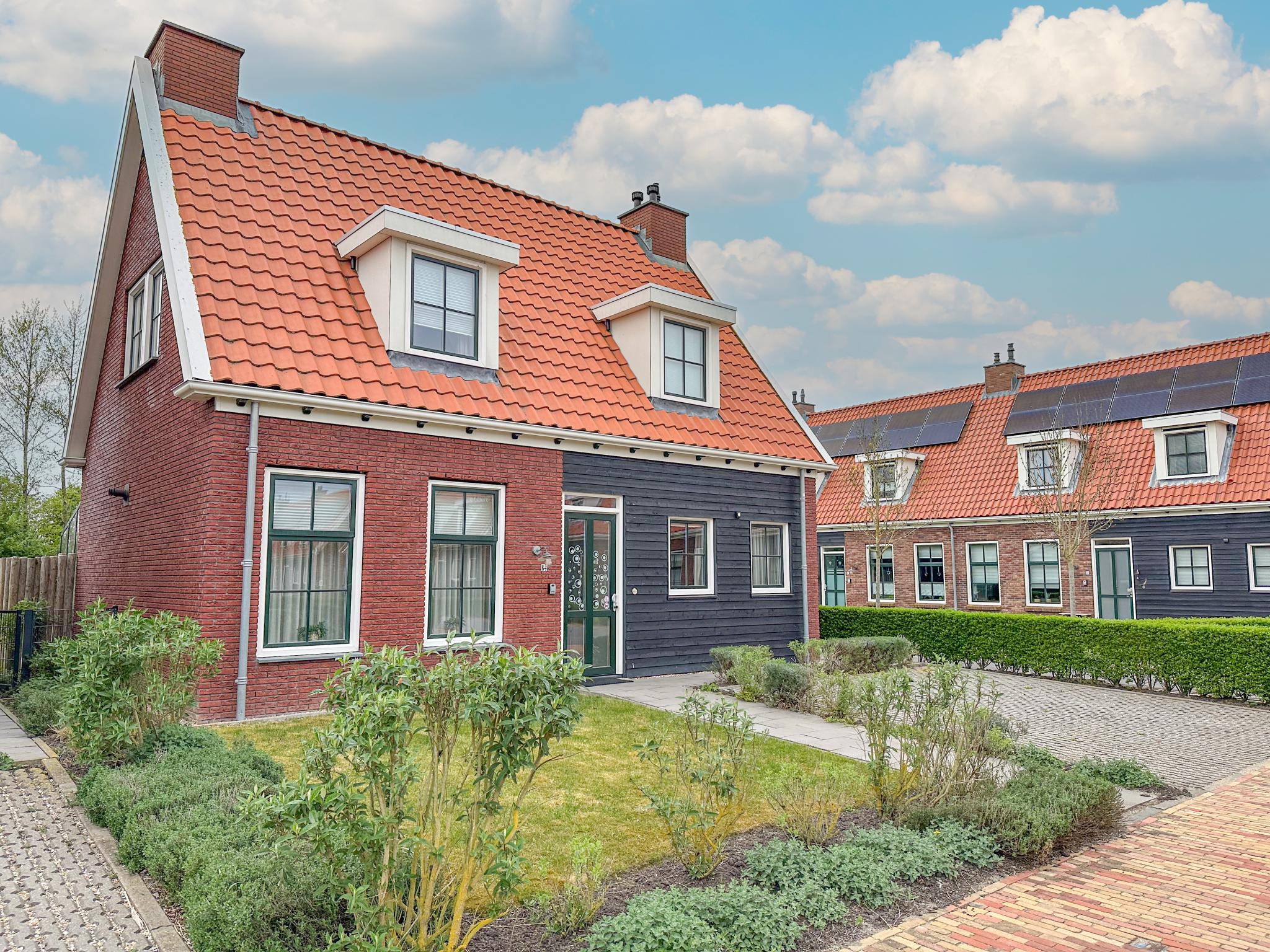 Living area at Villa Superieur 64 in Colijnsplaat