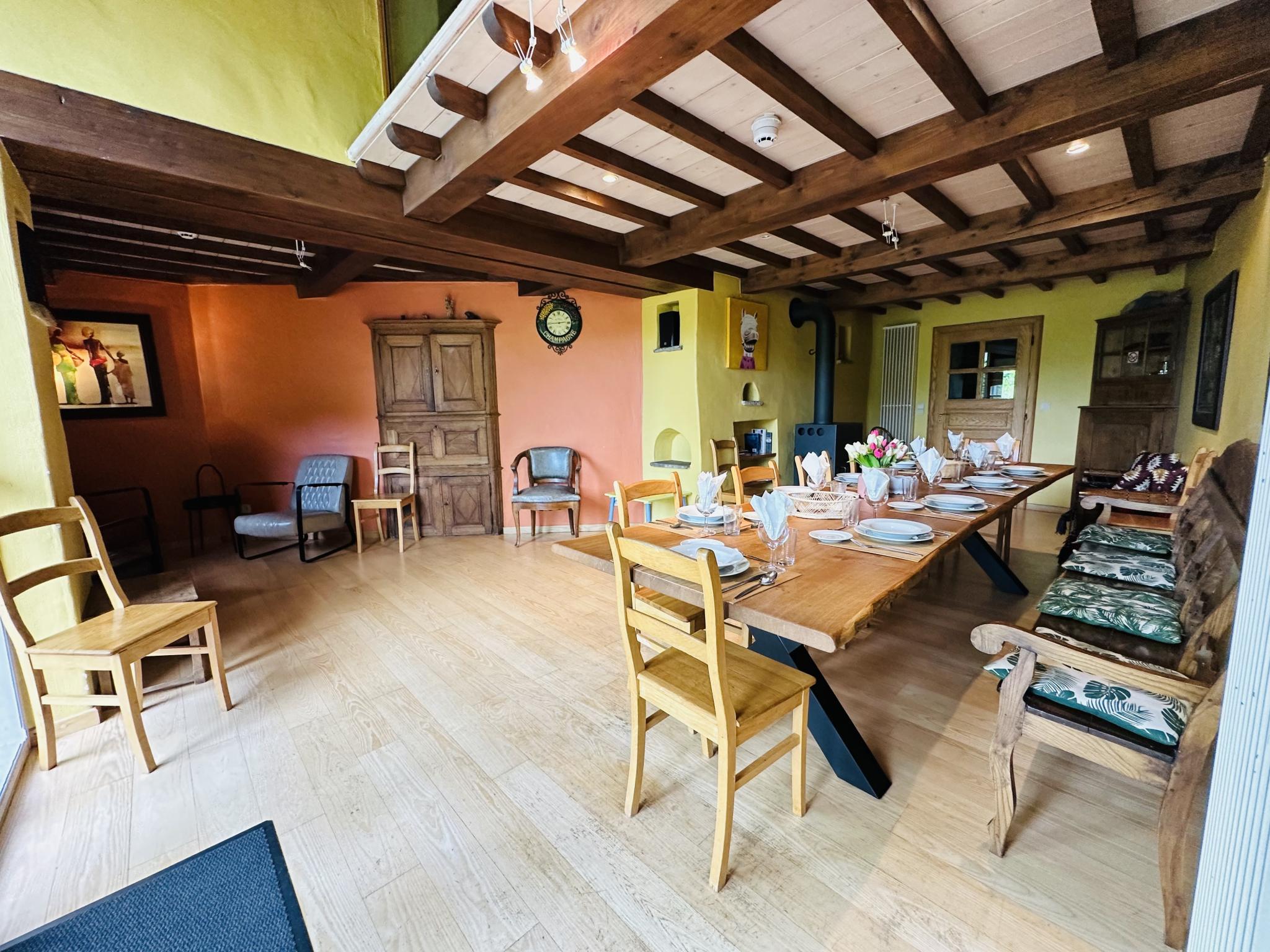 Swimming pool area at Les Ecuries du Lac in Waimes
