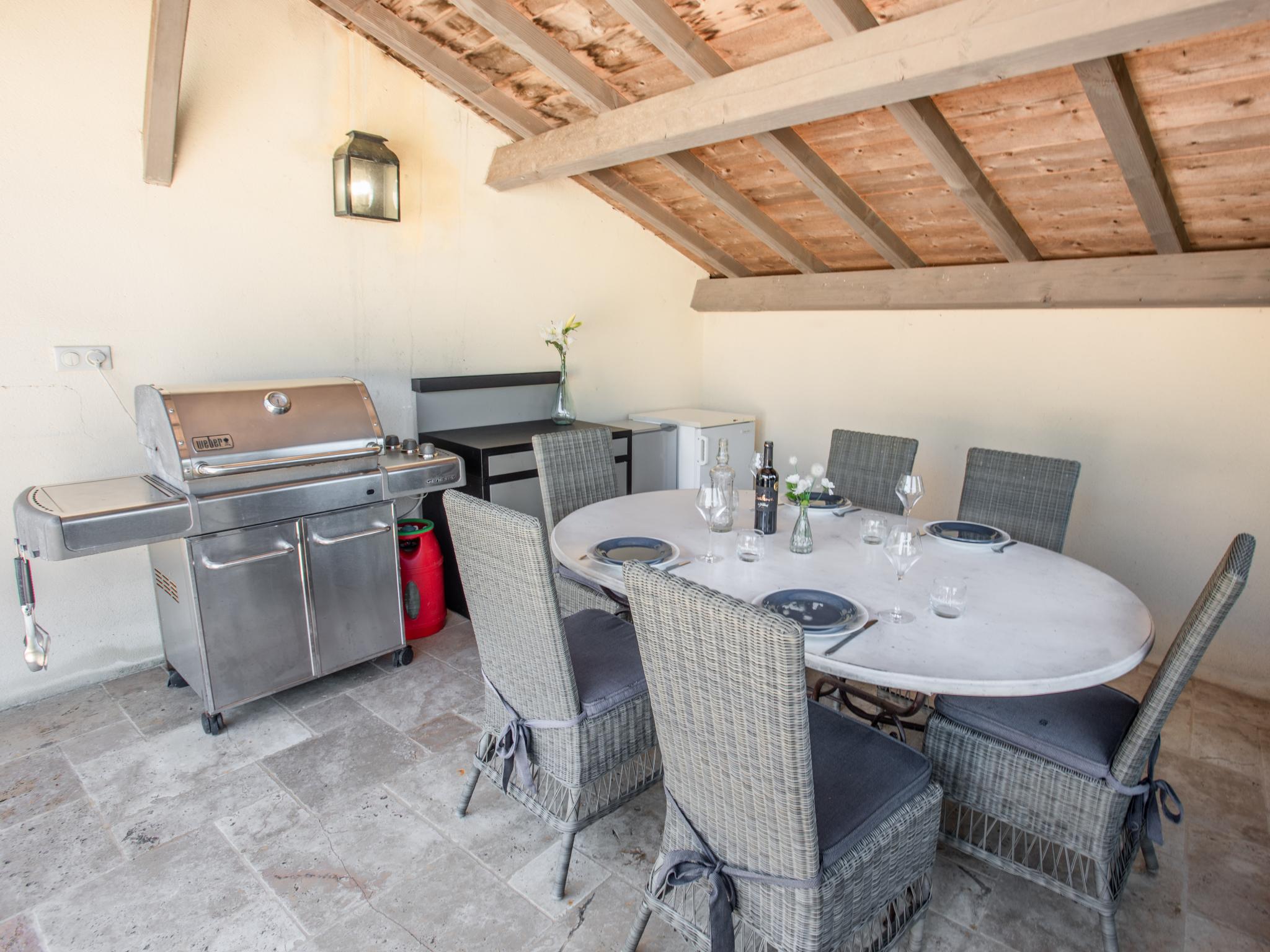 Outdoor terrace and views at Les Artals in Montaigu de Quercy