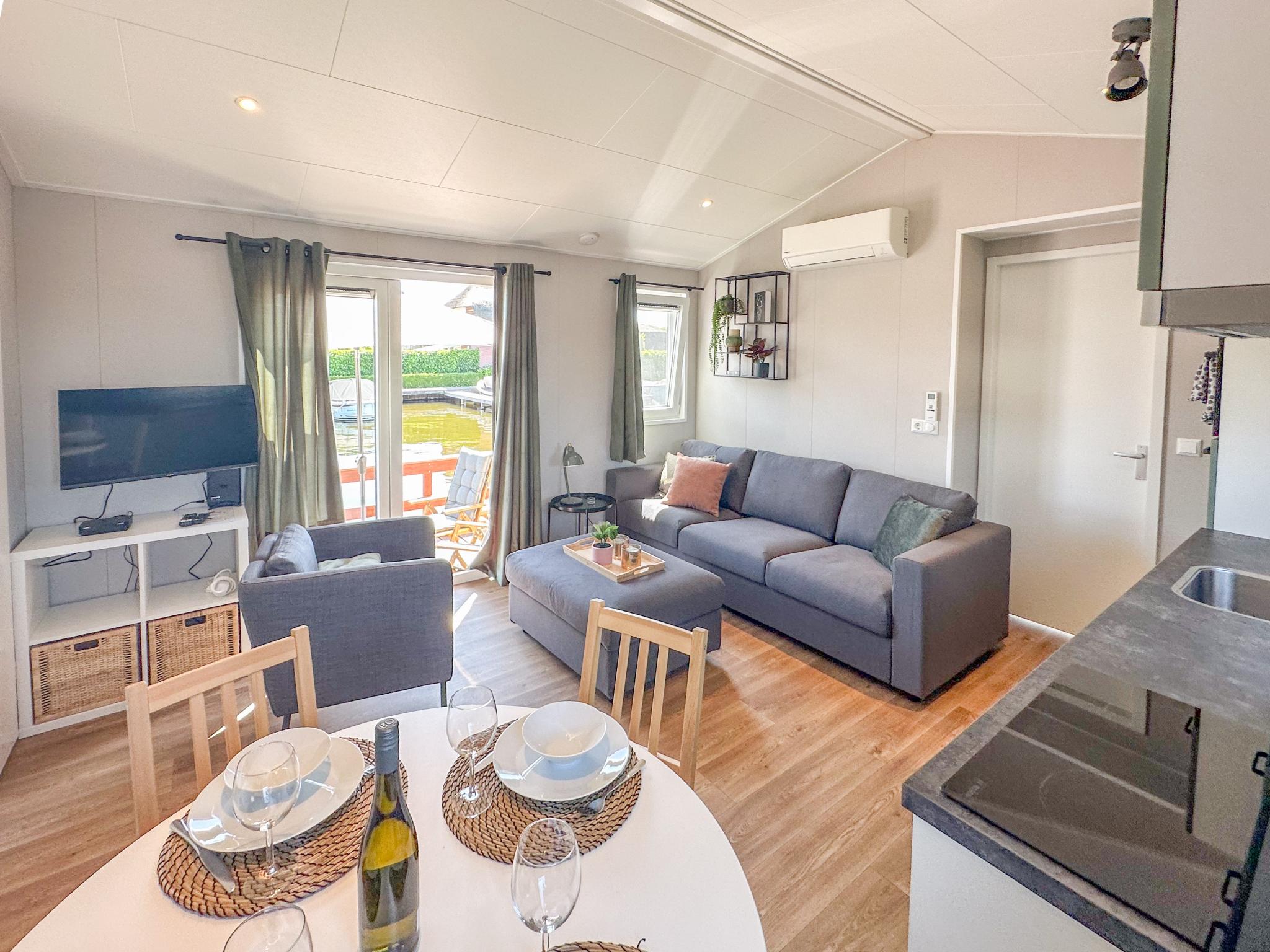 Outdoor terrace and views at Fuut 24-26 in Breukelen