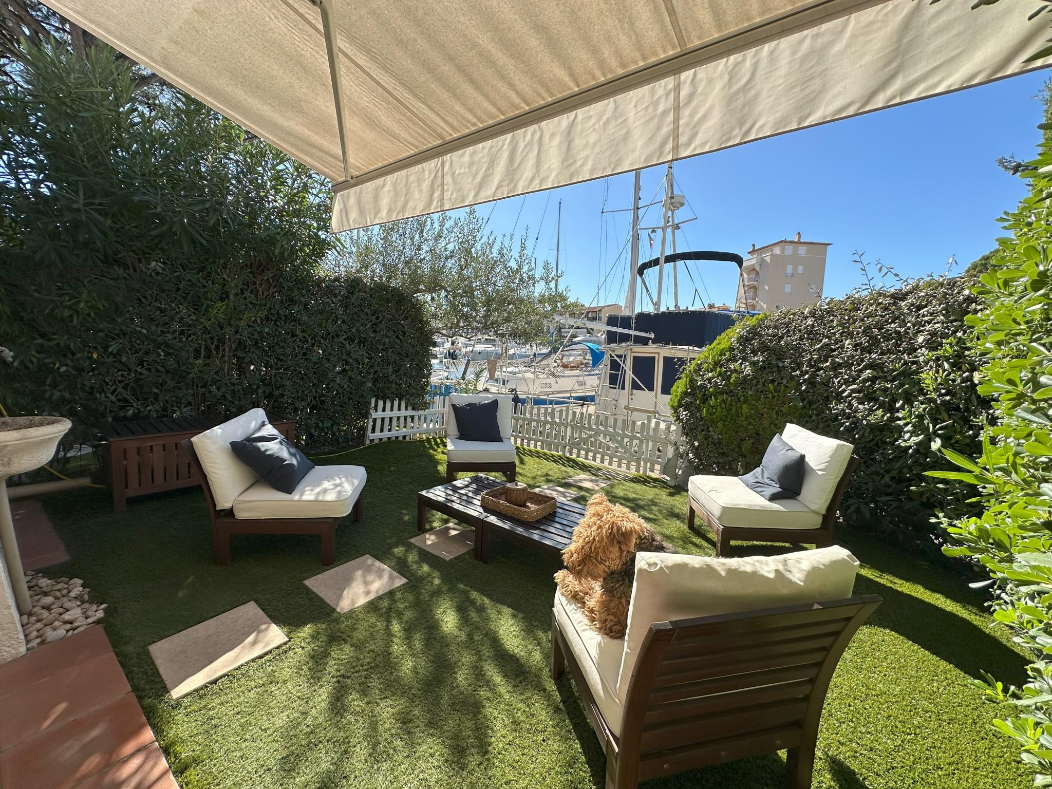 Living area at Arlore in Port Grimaud