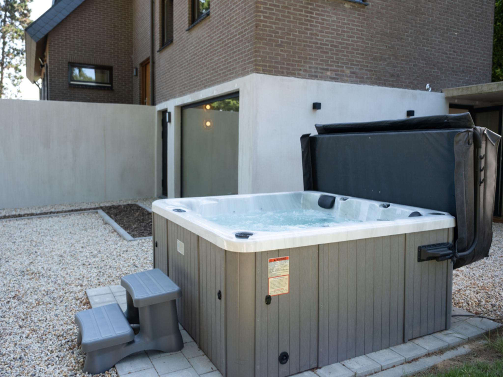 Bedroom with comfortable beds at Silt II in Schinnen