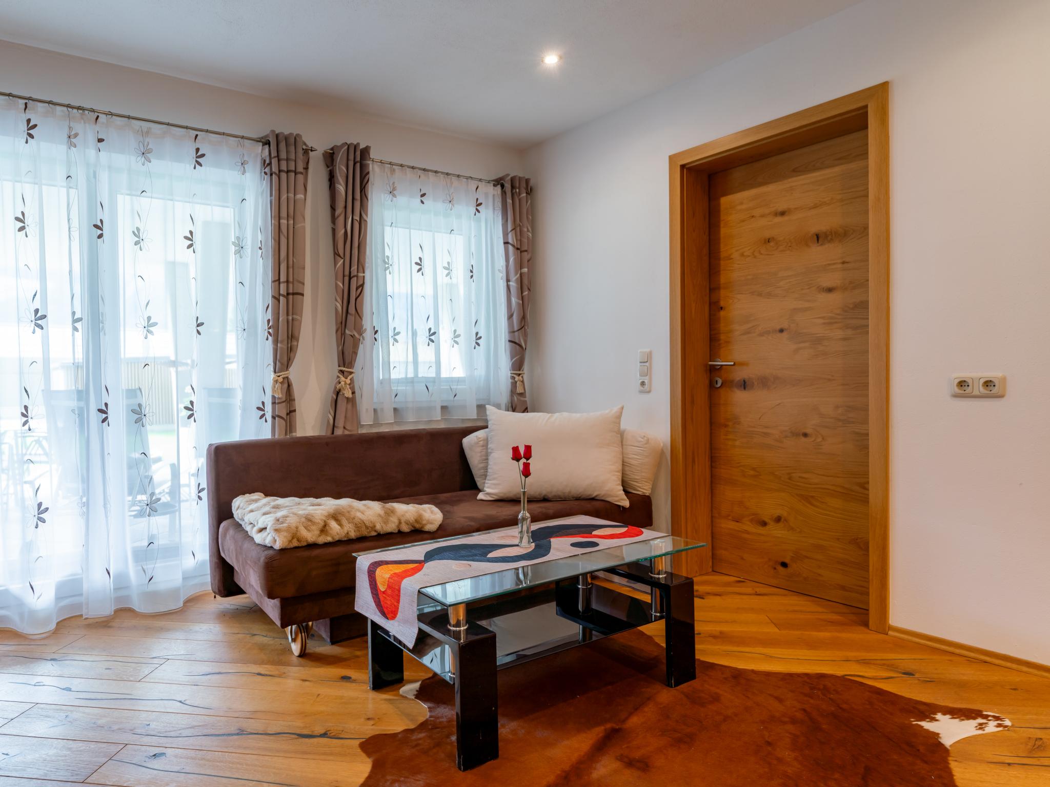 Outdoor terrace and views at 11er Kogel in Stuhlfelden