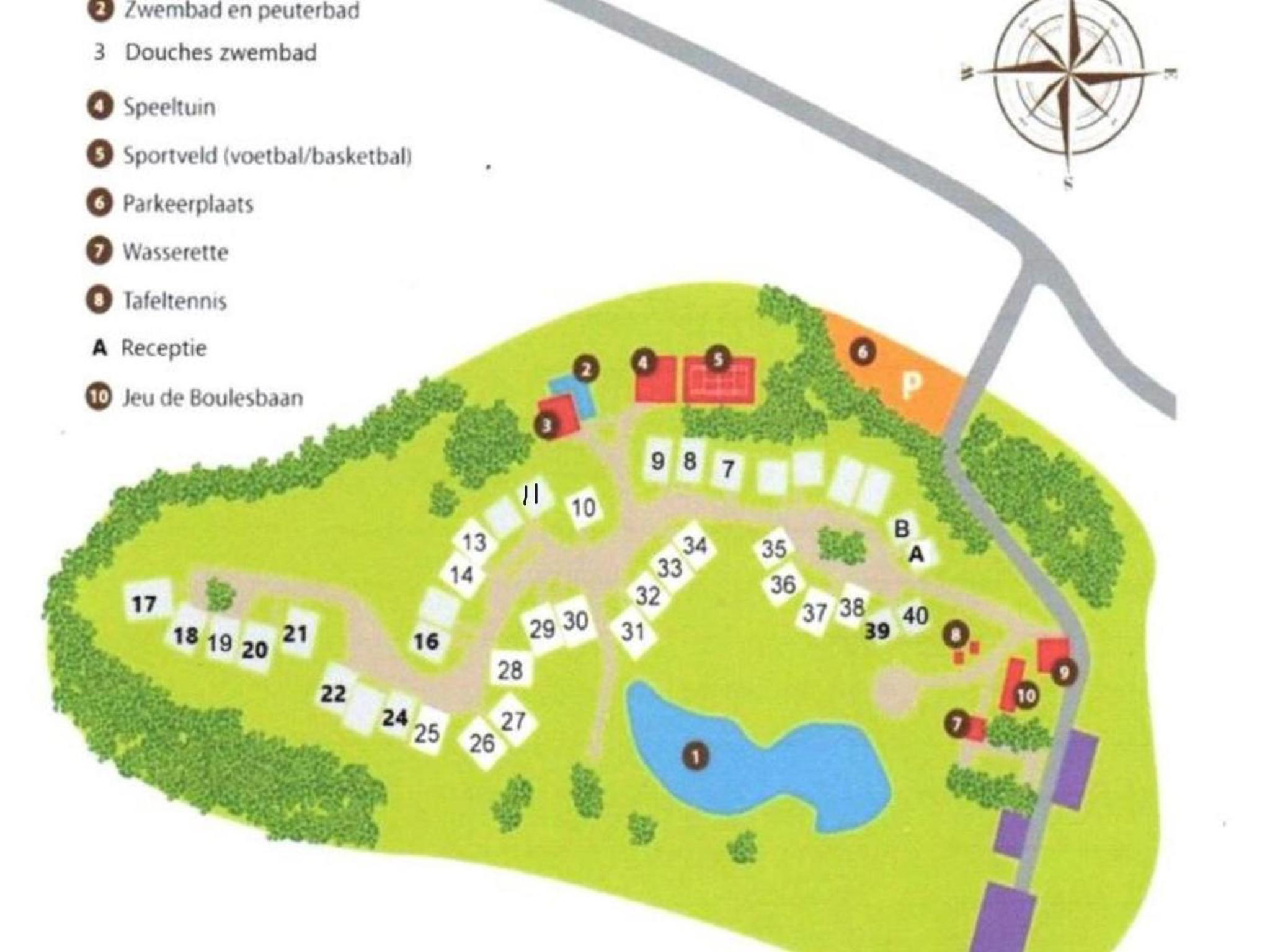 Bedroom with comfortable beds at Lac Bleu huis nr 13 in Lacapelle Marival