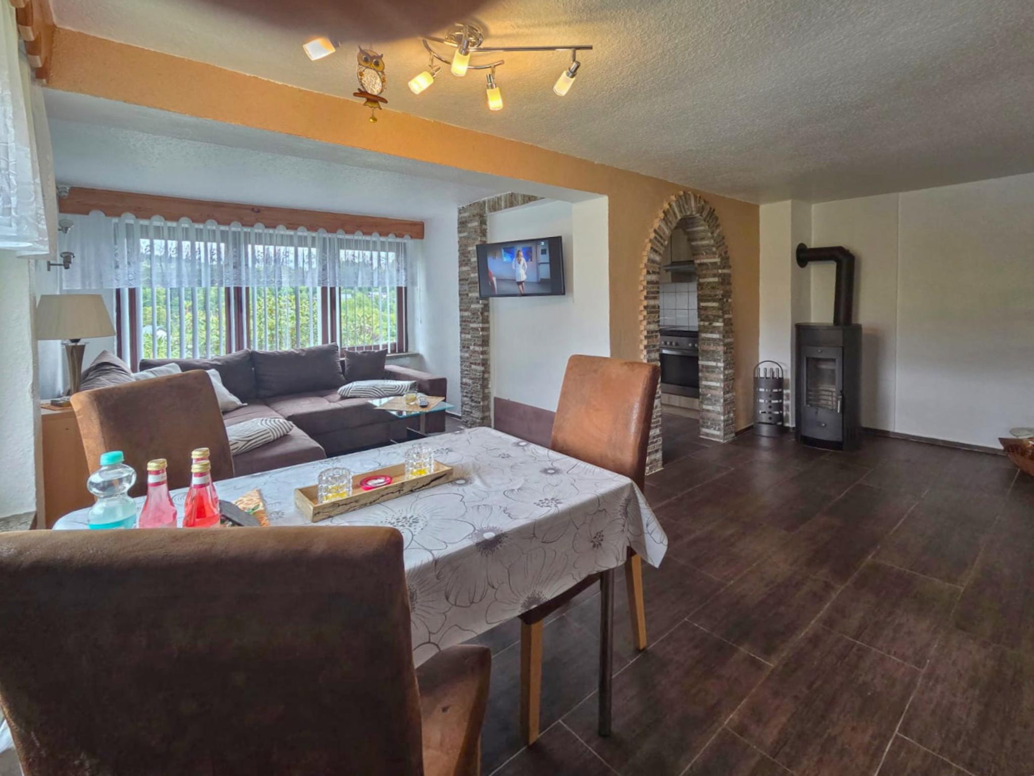 Bedroom with comfortable beds at Alice in Großbreitenbach