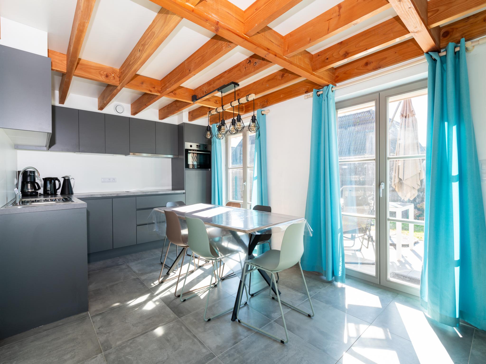 Outdoor terrace and views at Westhinder I H12 in Koksijde