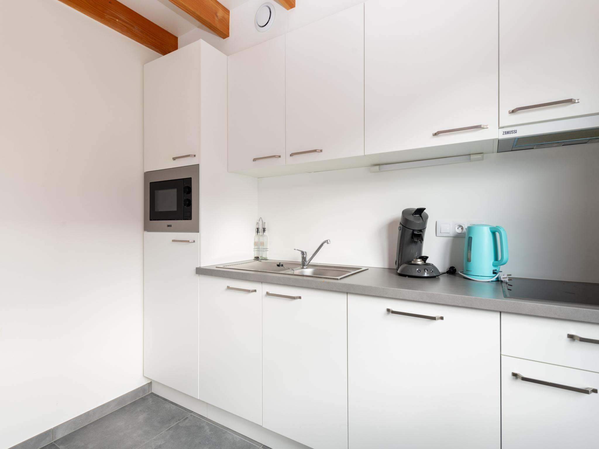 Modern kitchen at Westhinder I H89 in Koksijde