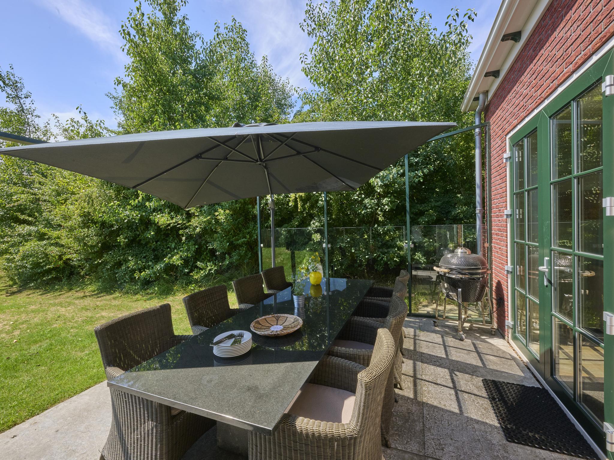 Living area at Ocean Ease 49 in Colijnsplaat