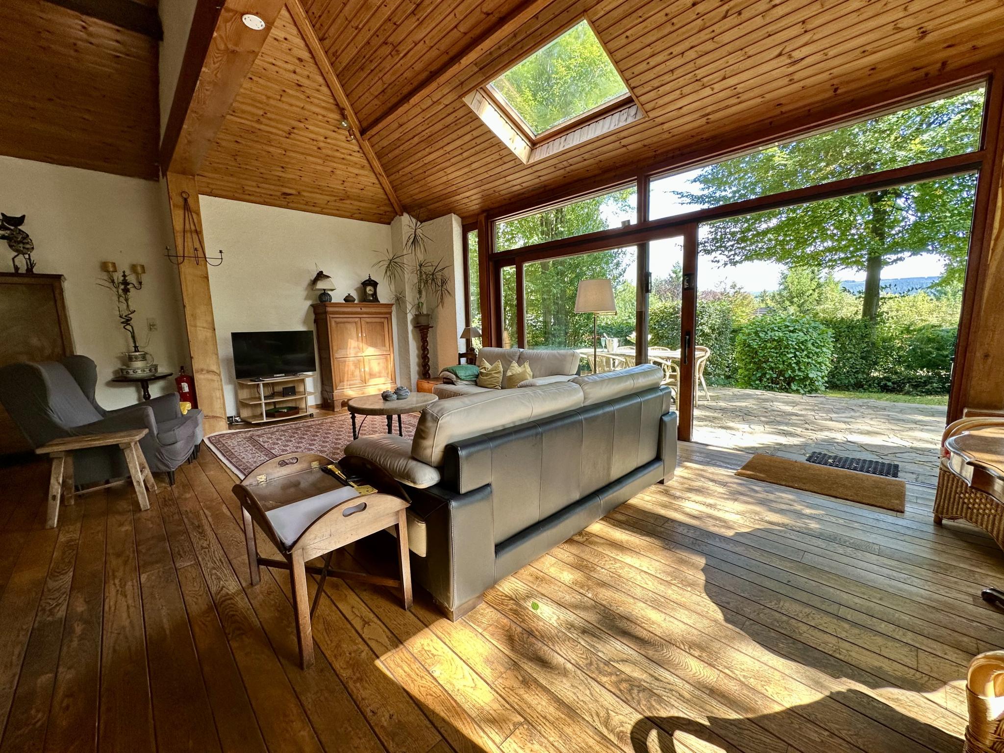 Modern kitchen at Boogie House in Rendeux