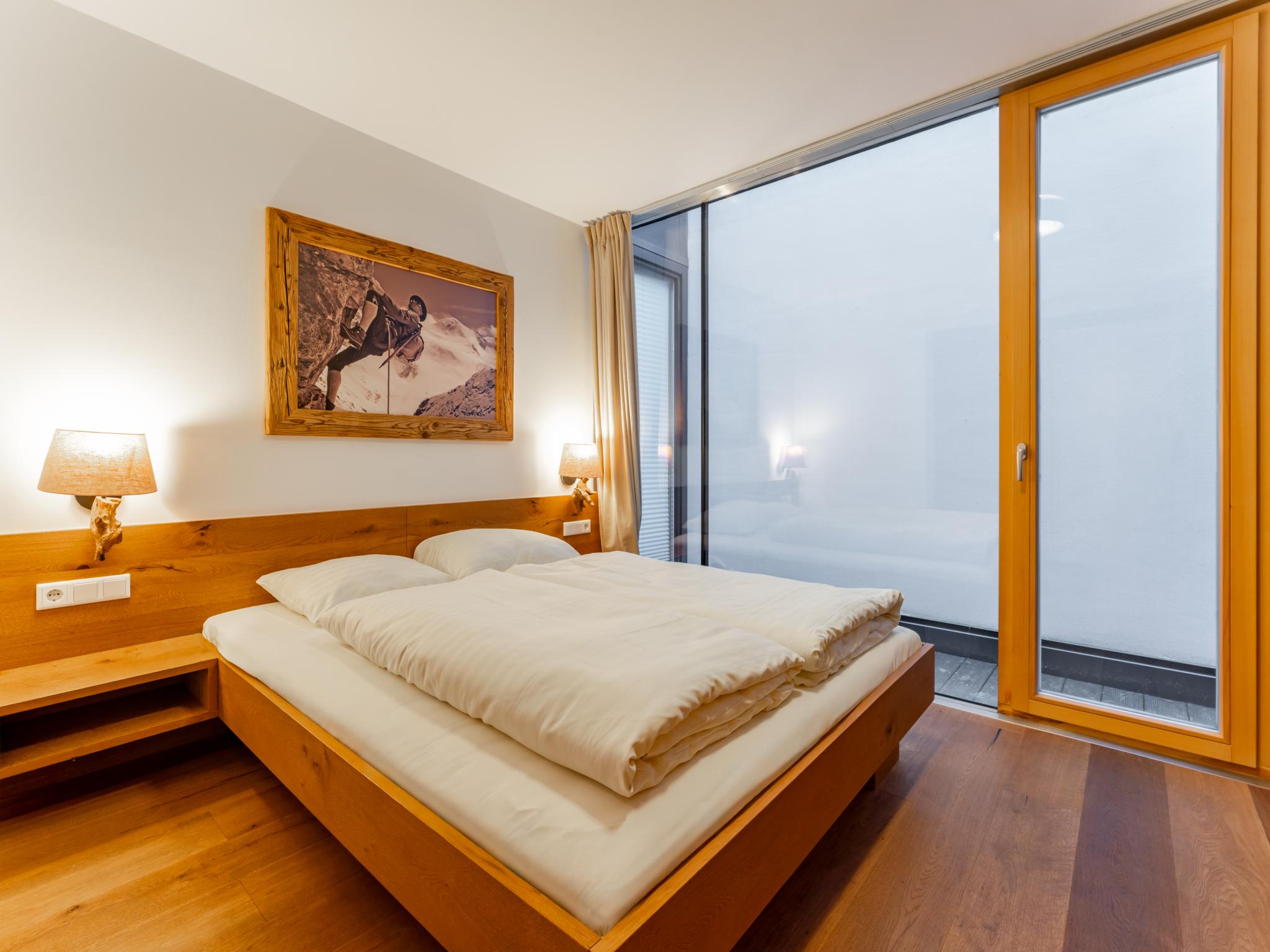 Bathroom facilities at Residenz Wildkogelbahn Top 4 in Neukirchen am Großvenediger