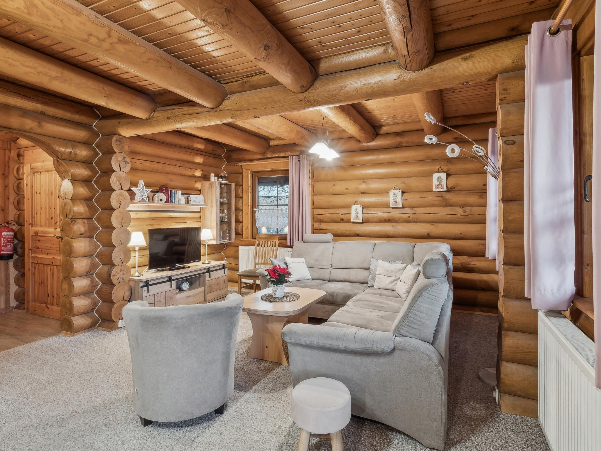 Swimming pool area at Ute in Dankerode