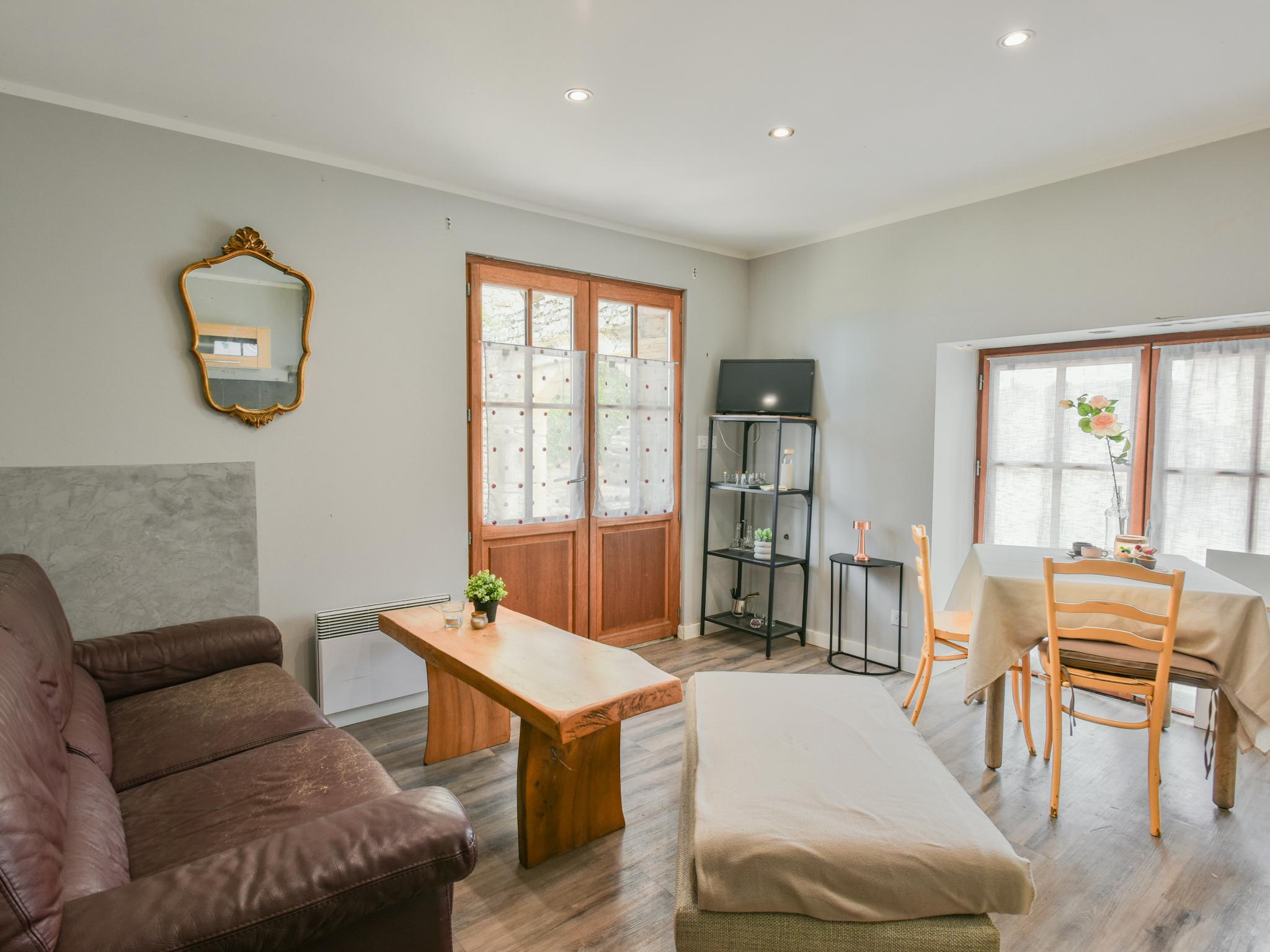 Bedroom with comfortable beds at Lili in Dégagnac