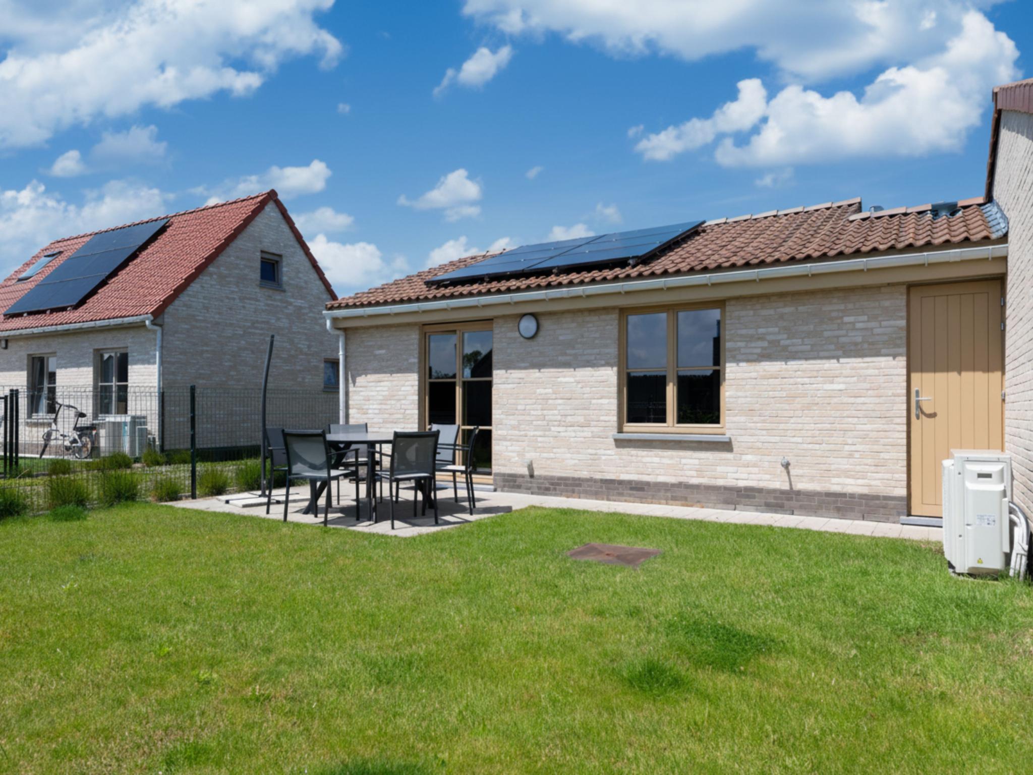 Outdoor terrace and views at Westhinder I H21 in Koksijde
