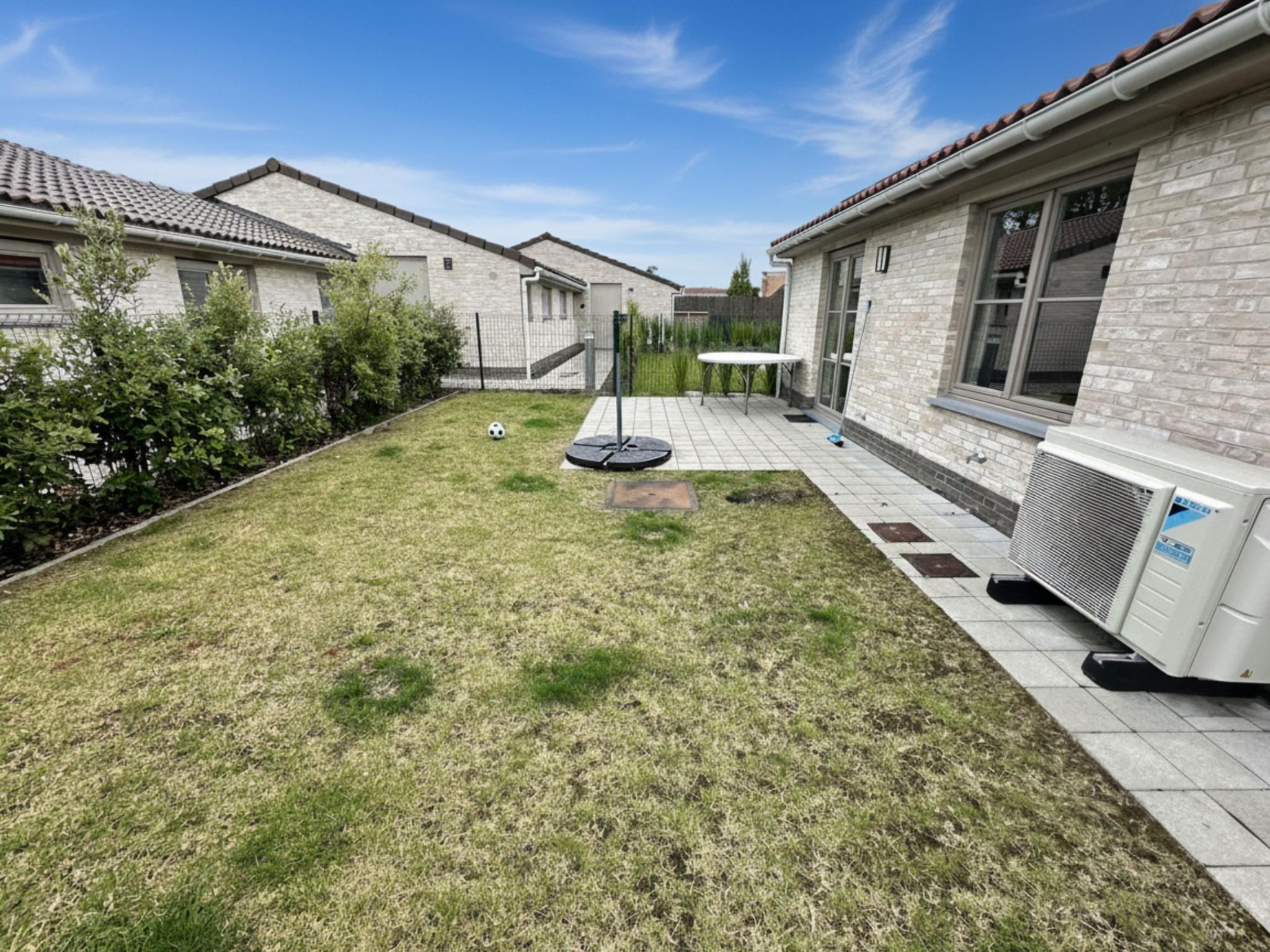 Outdoor terrace and views at Westhinder I H95 in Koksijde