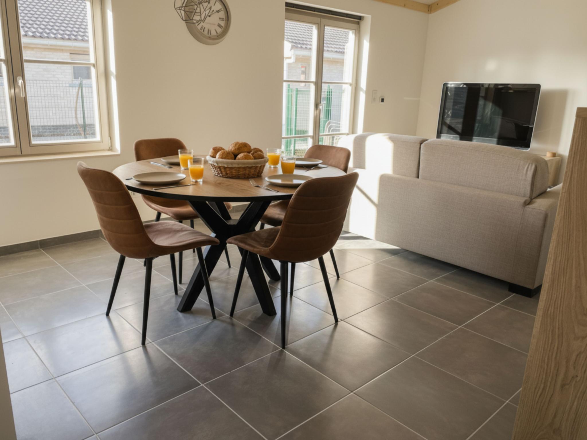 Swimming pool area at Westhinder I H95 in Koksijde