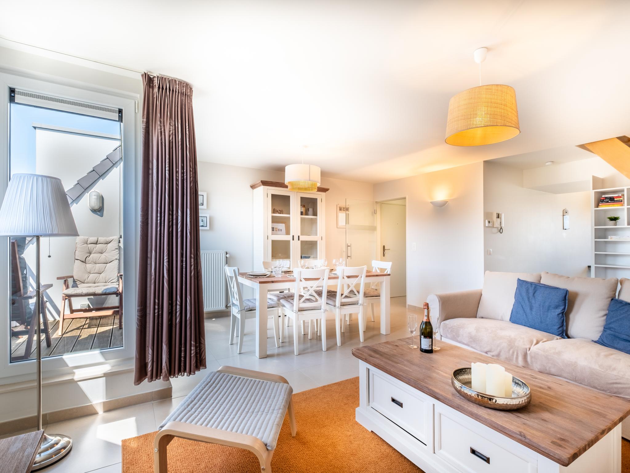 Swimming pool area at Aan Zee in Koksijde